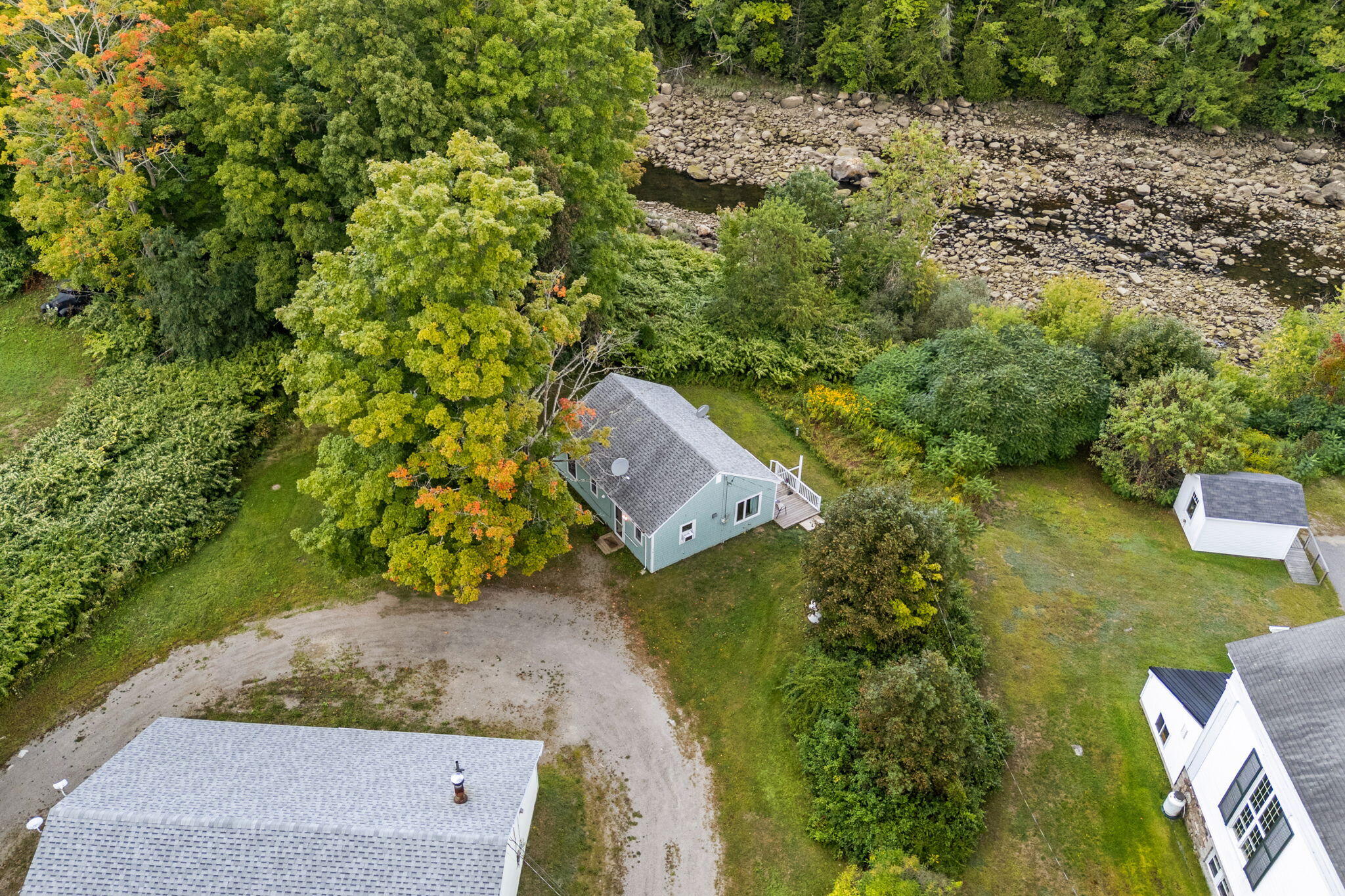 main property photo 59