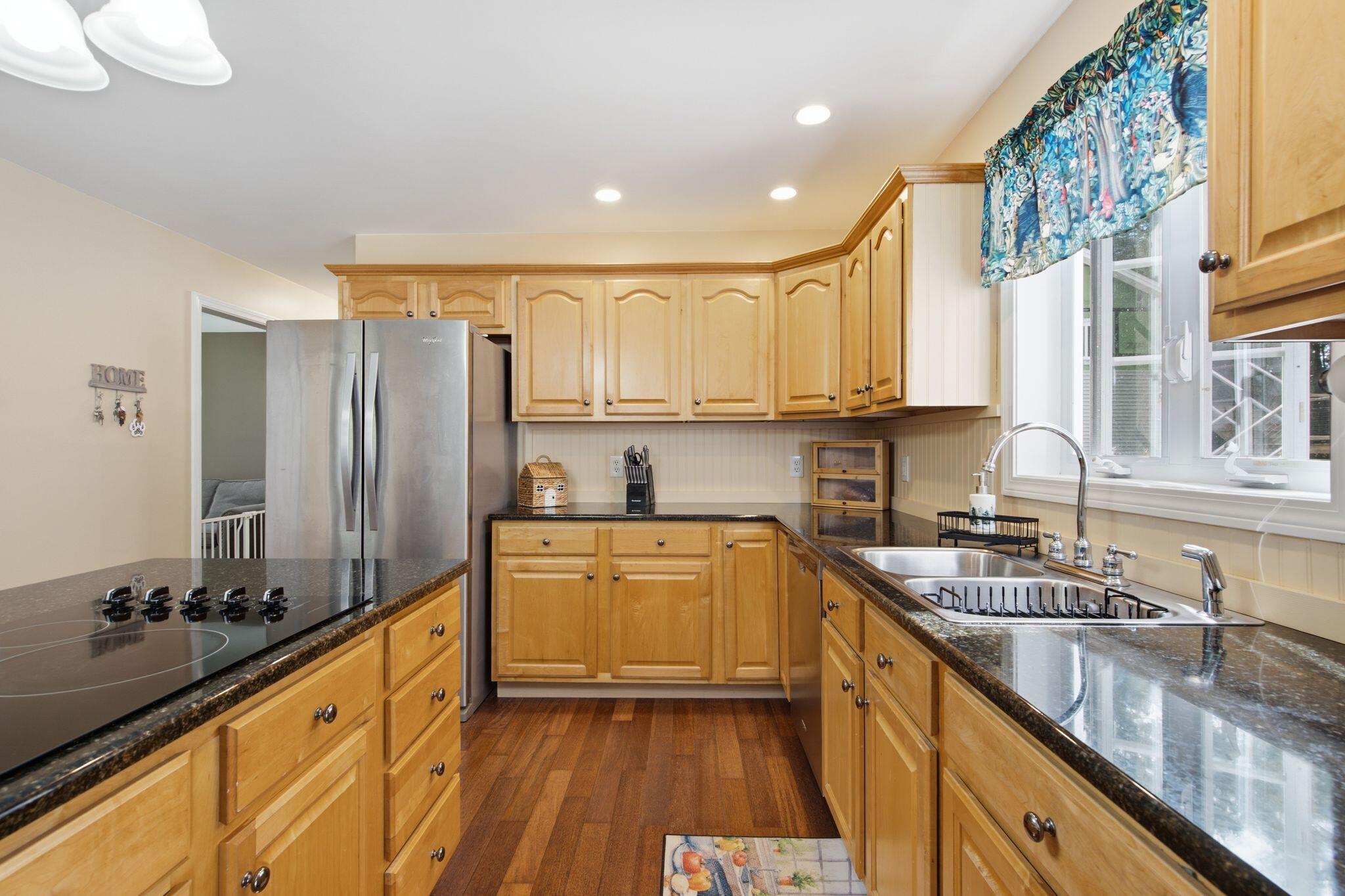 main property photo 17