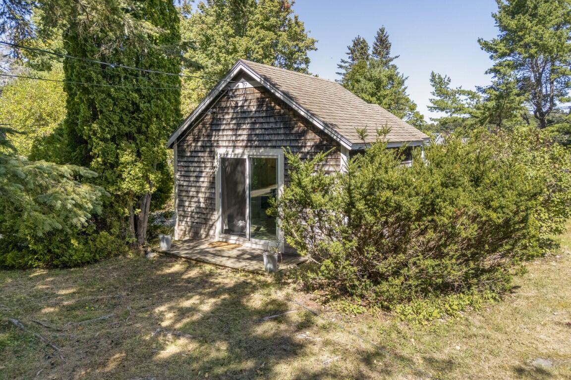 main property photo 43