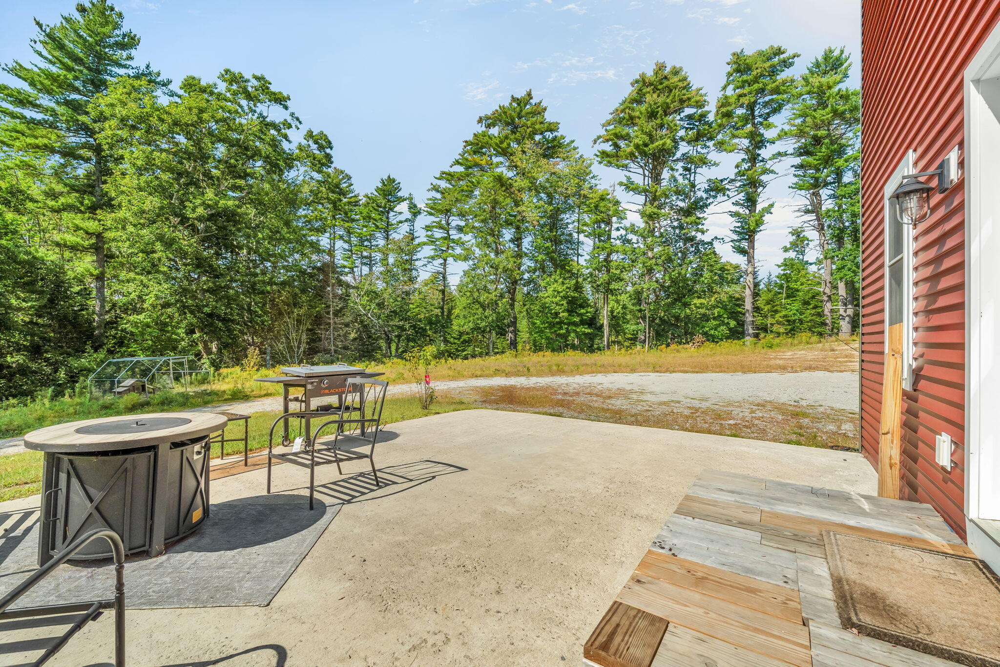 main property photo 50
