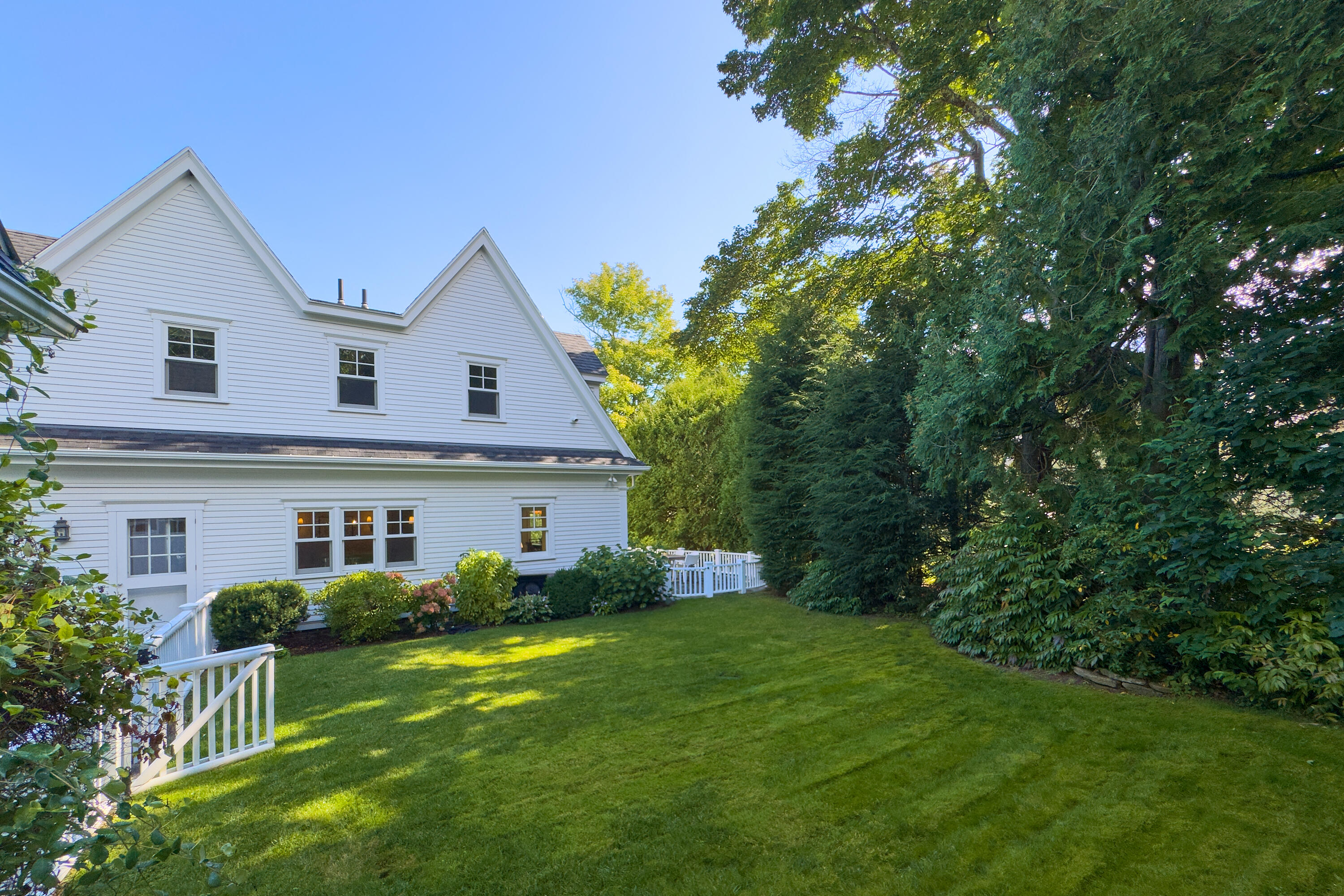 main property photo 54