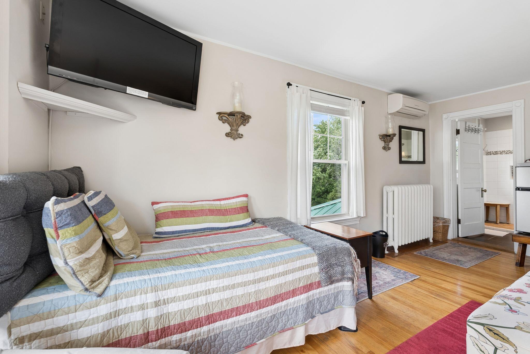 main property photo 50