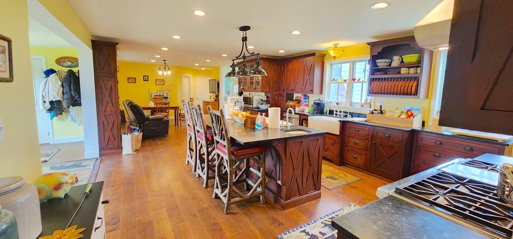 main property photo 51