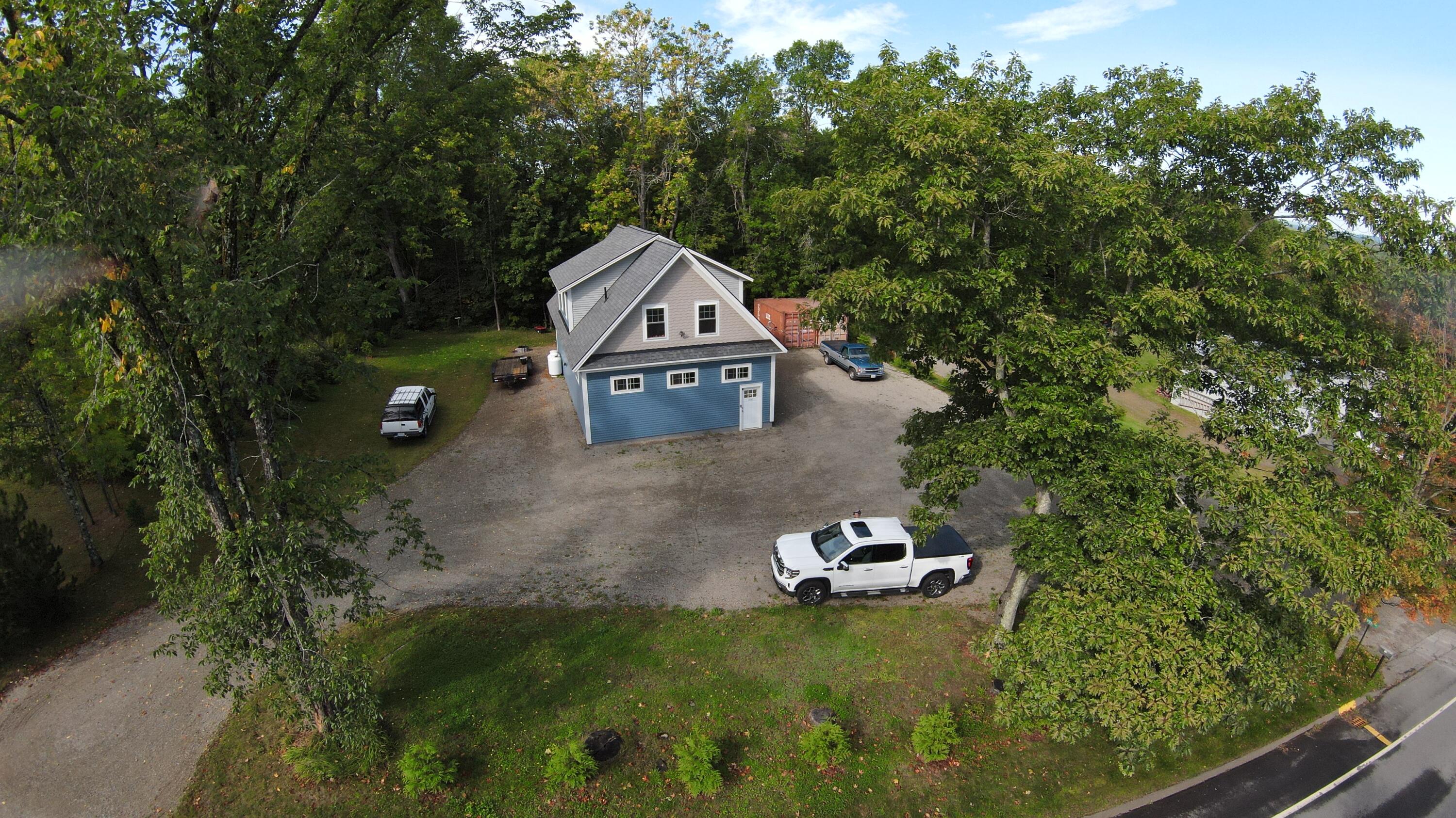 main property photo 14