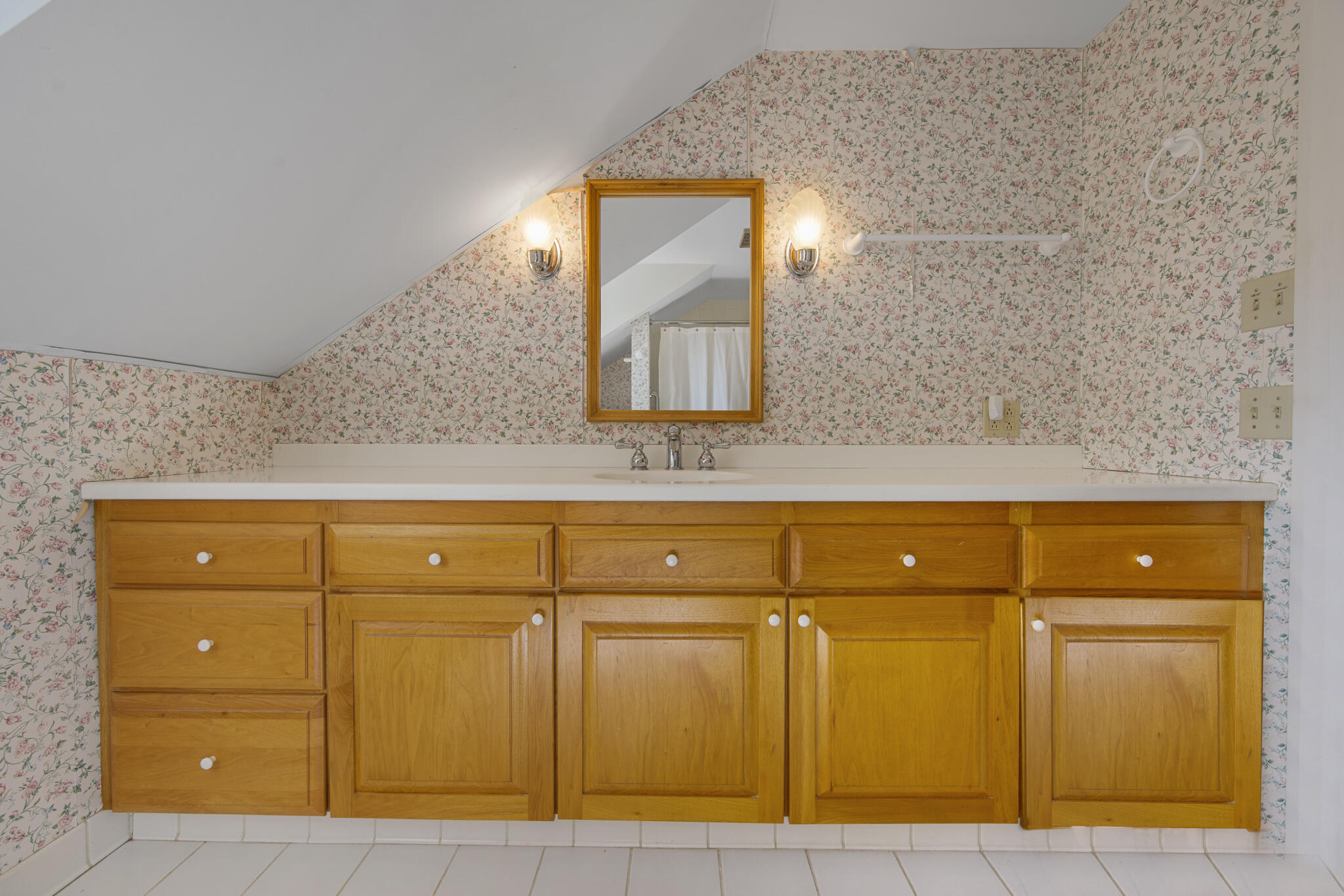 main property photo 92