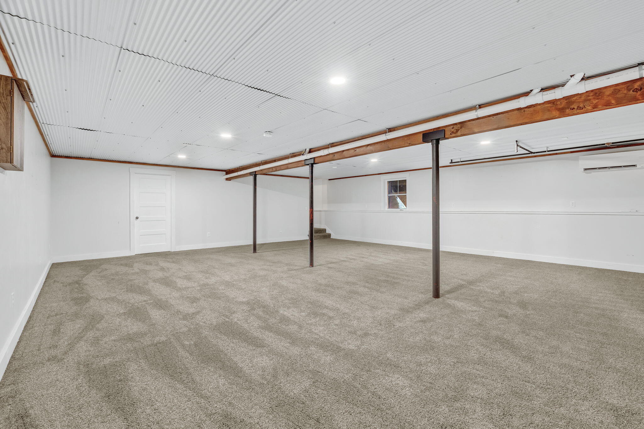 main property photo 58