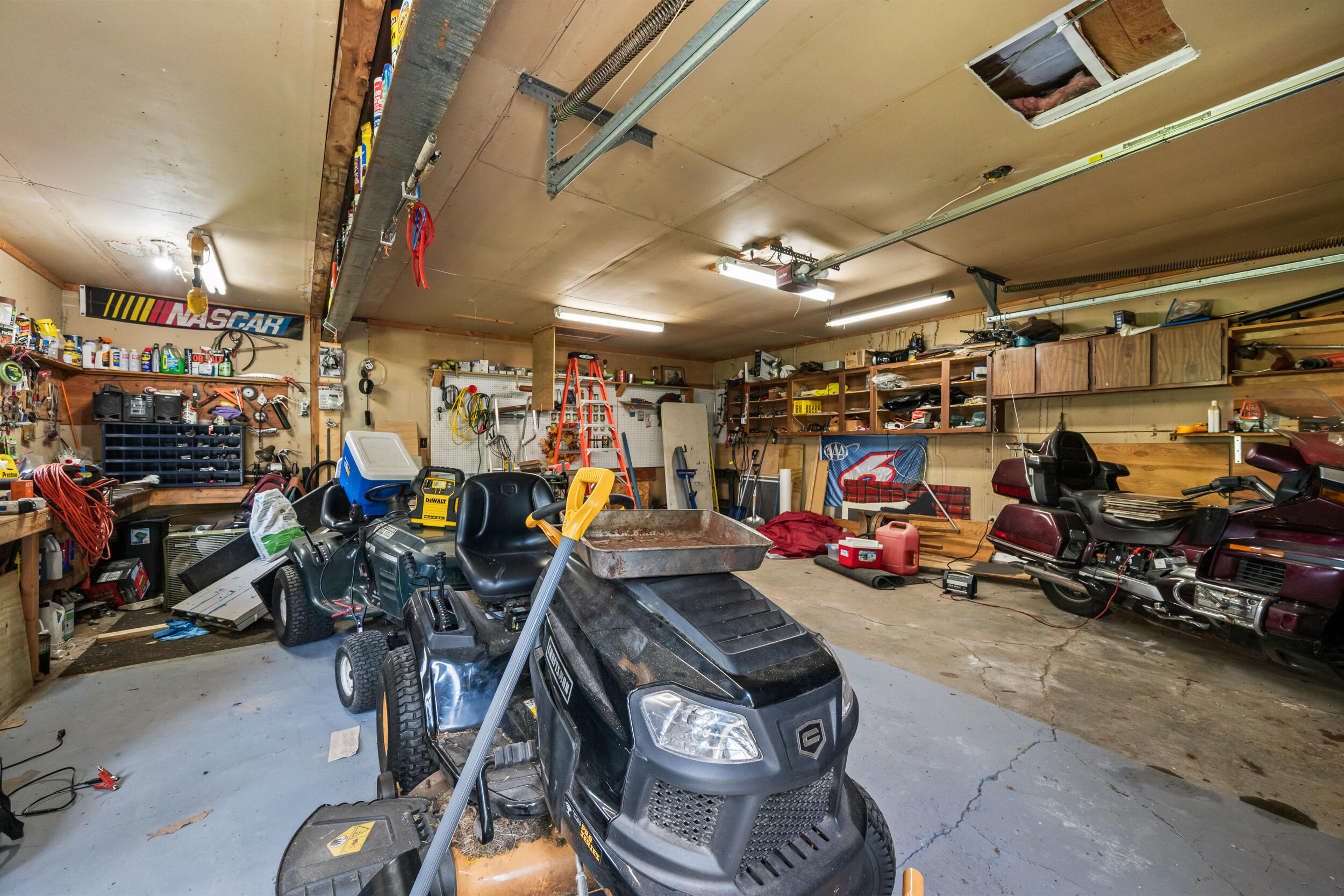 main property photo 60