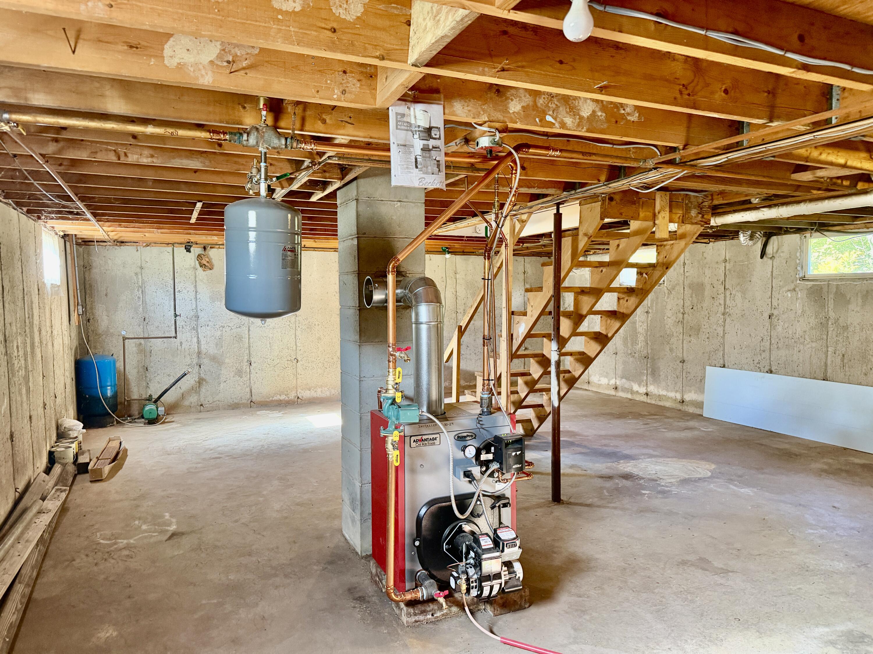 main property photo 31