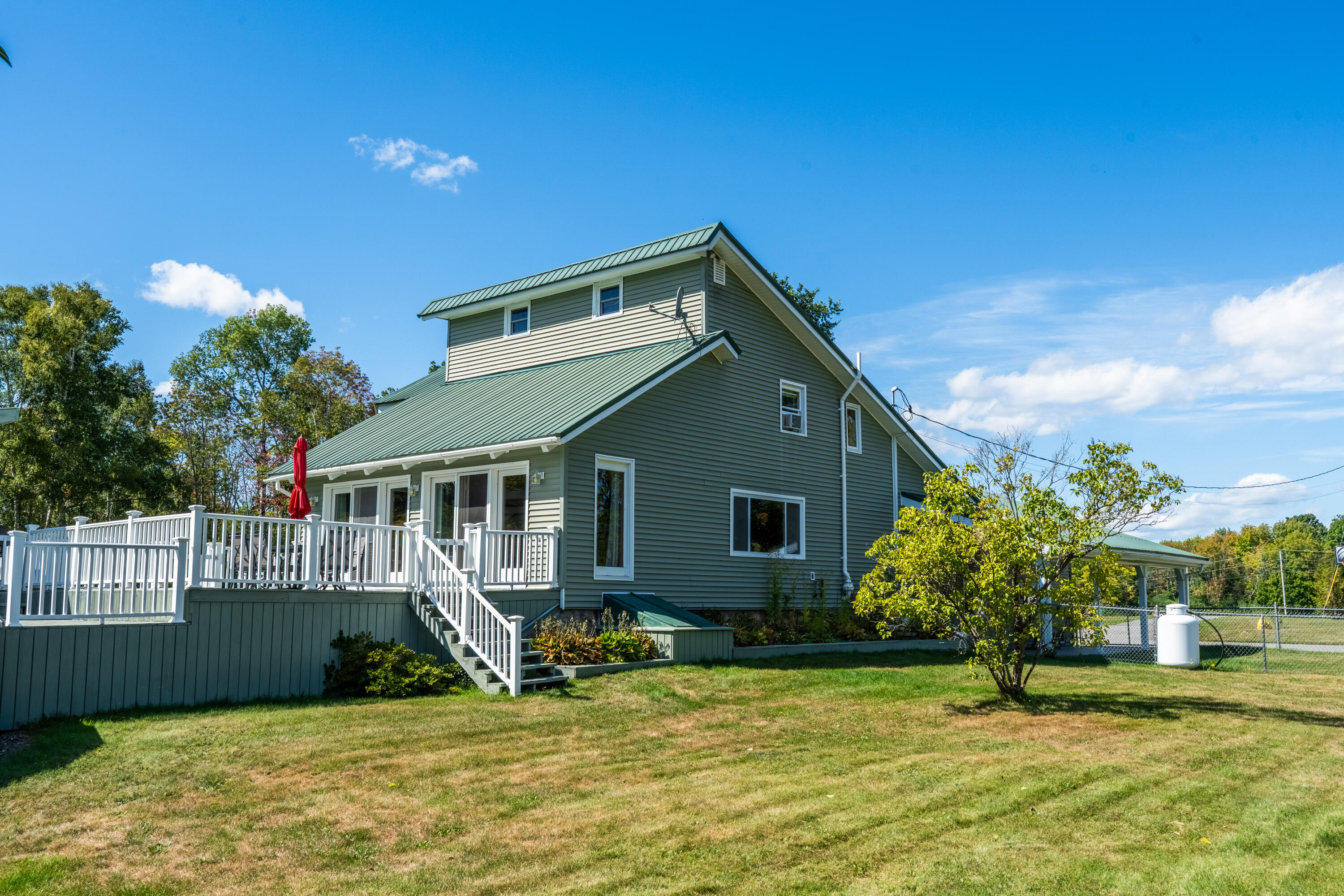 main property photo 51