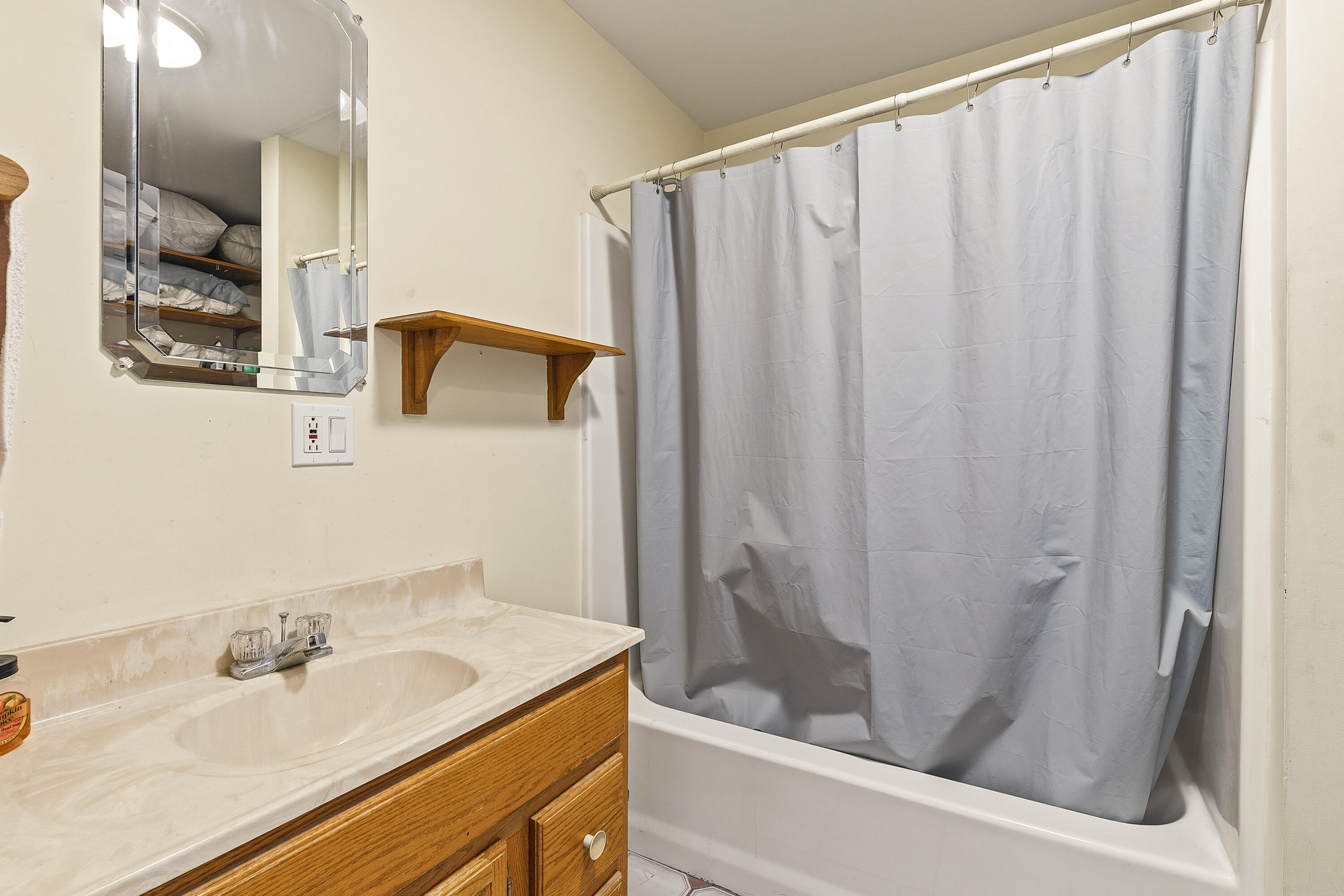 main property photo 57