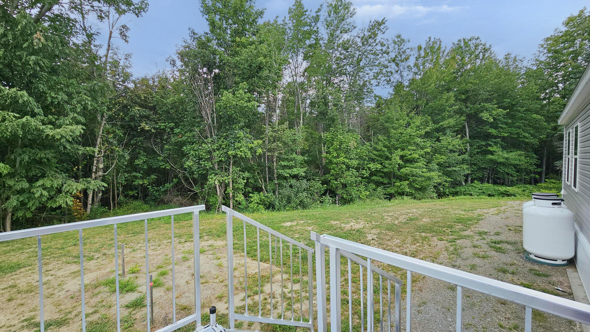 main property photo 41