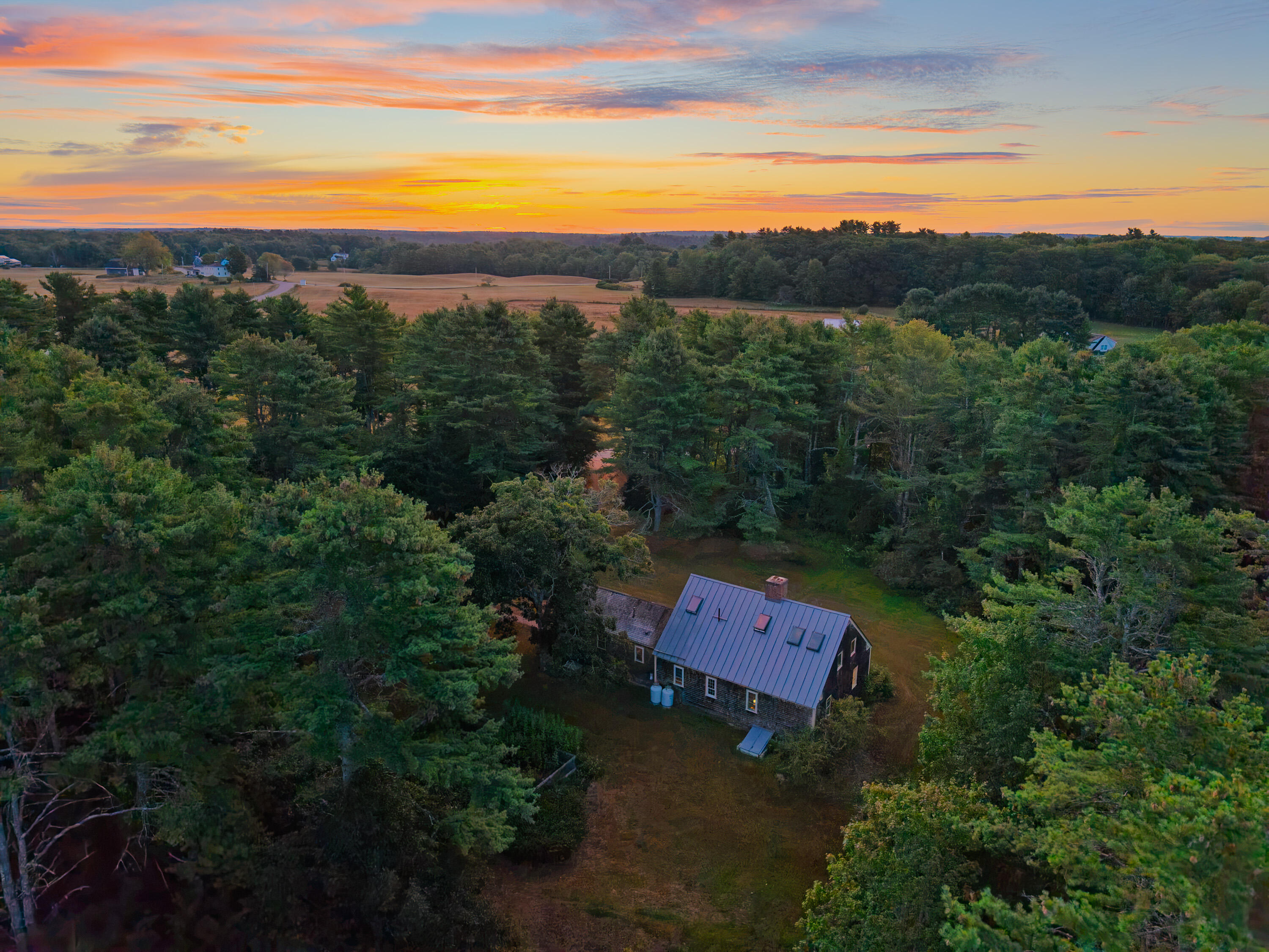 main property photo 34