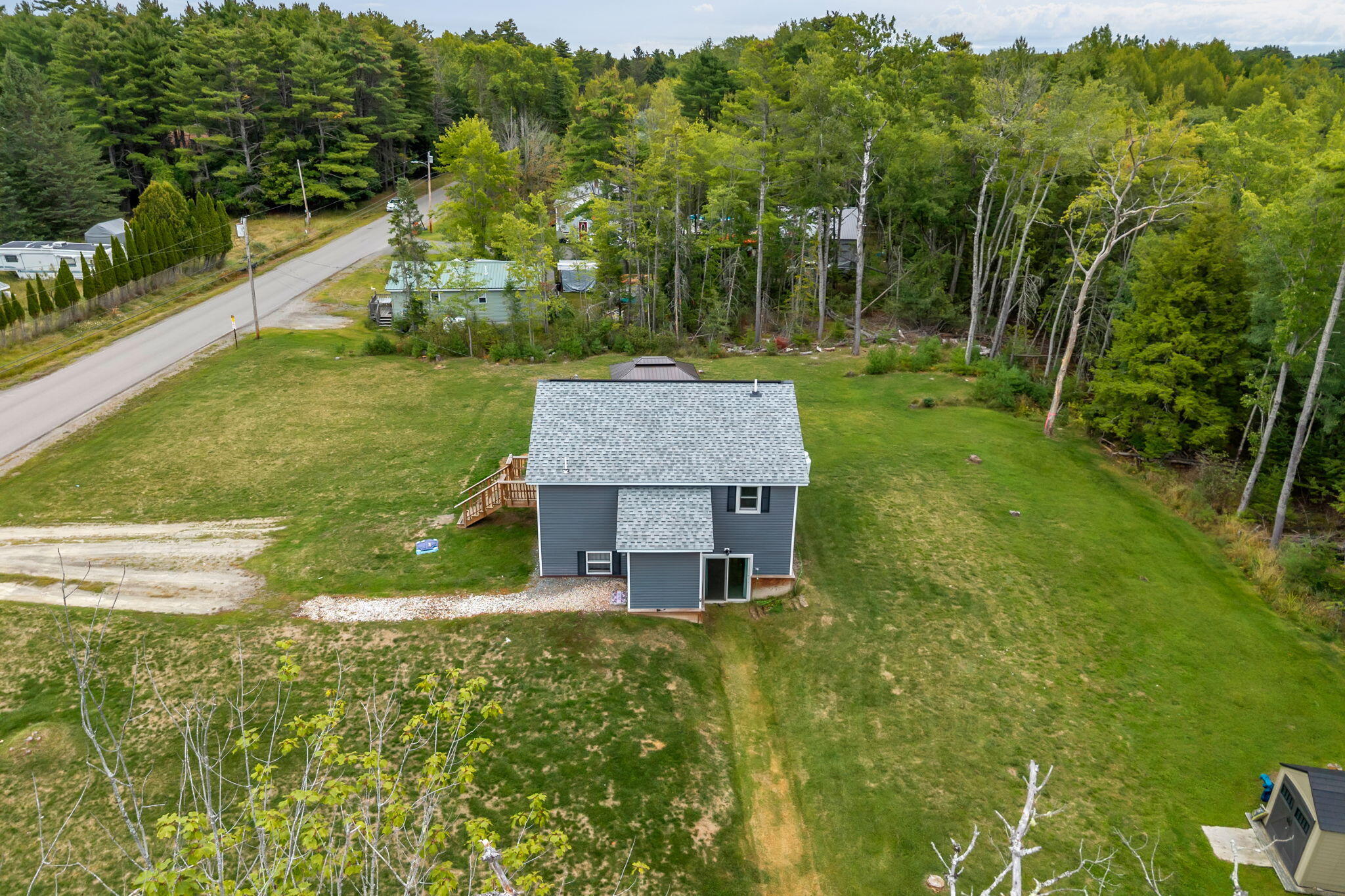 main property photo 38
