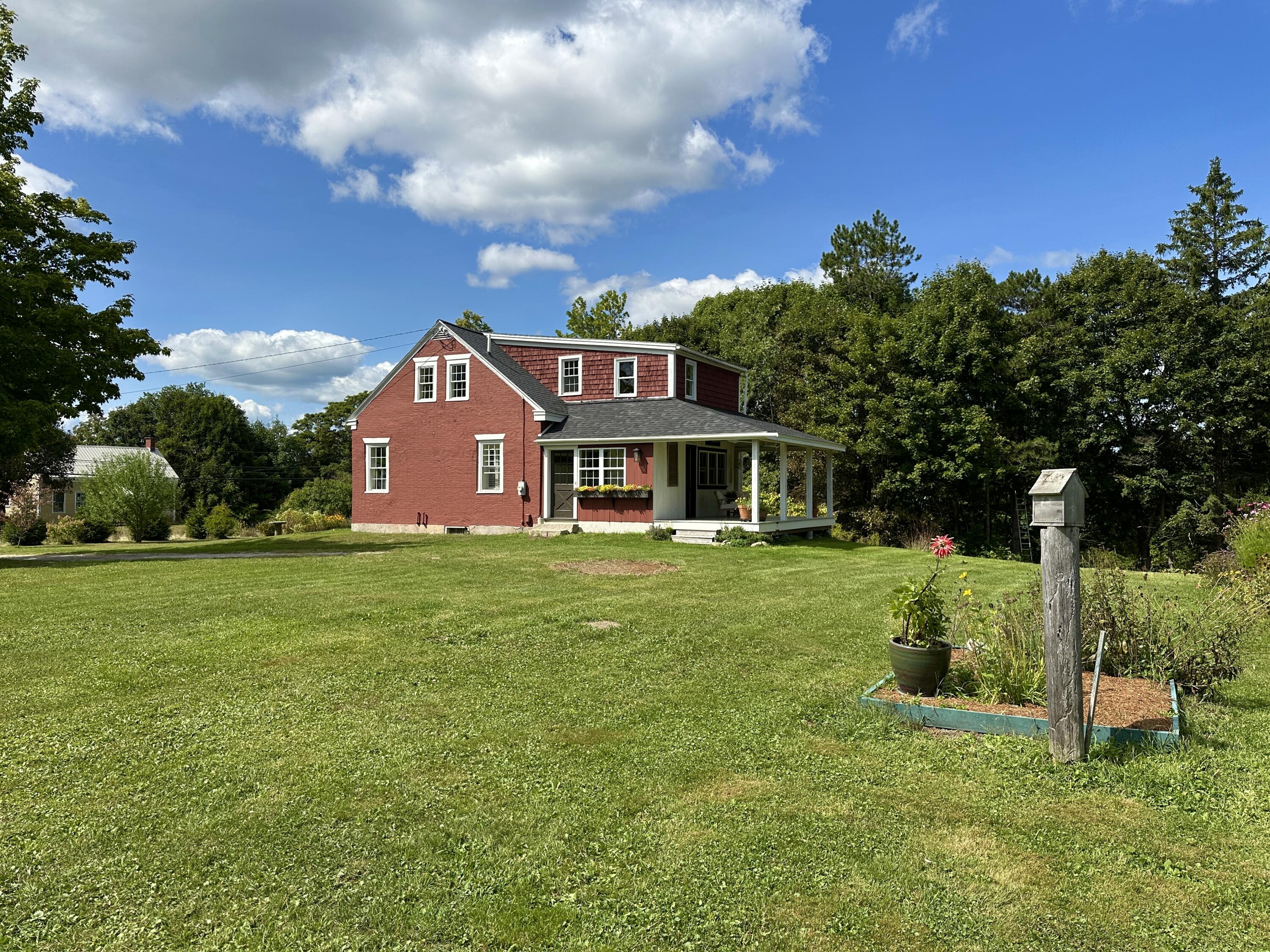 main property photo 6