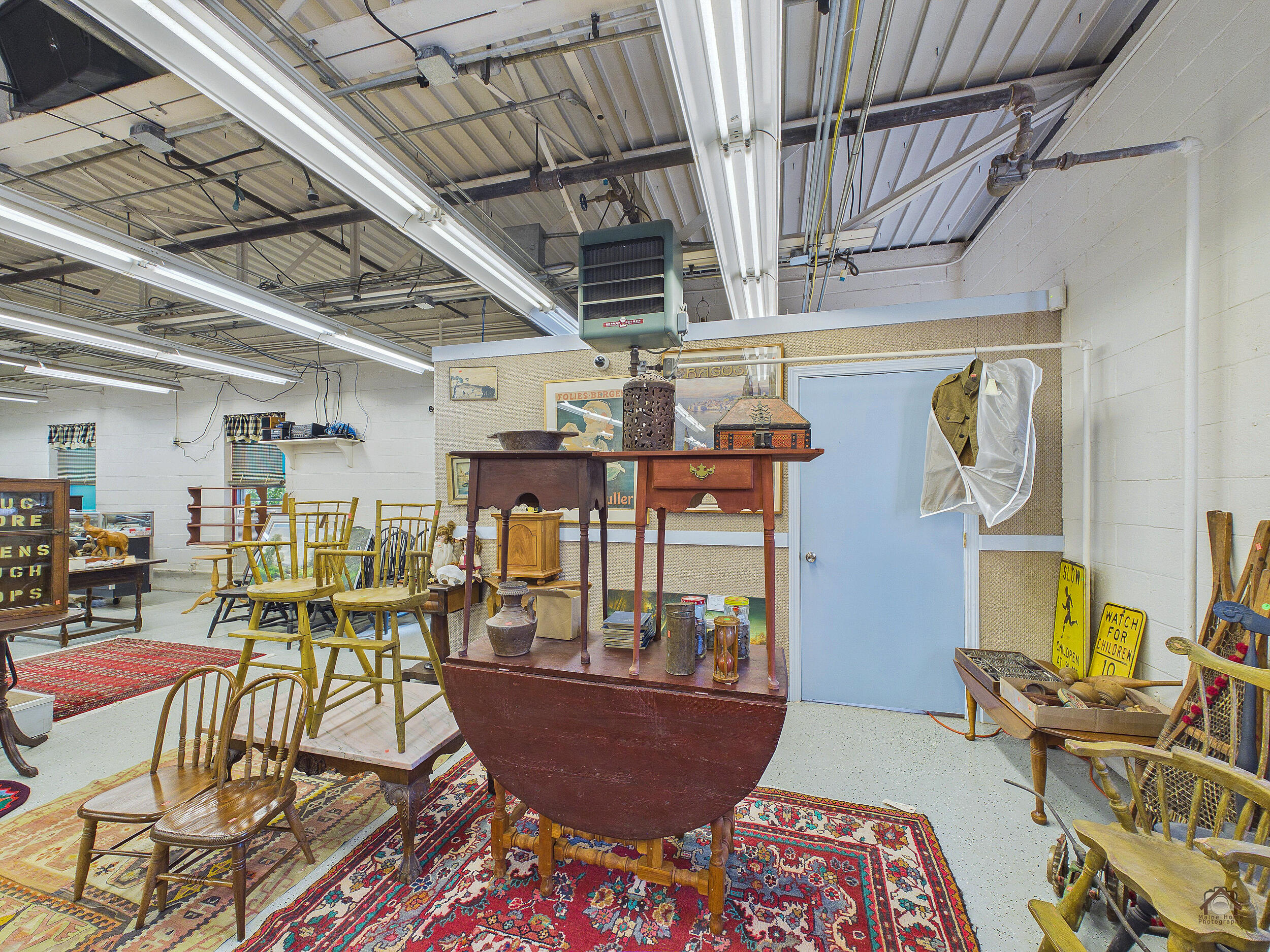 main property photo 28