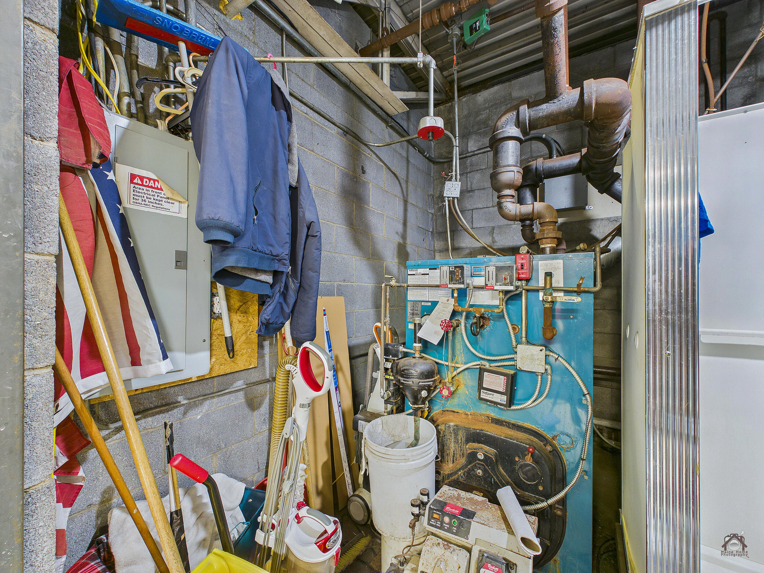 main property photo 32