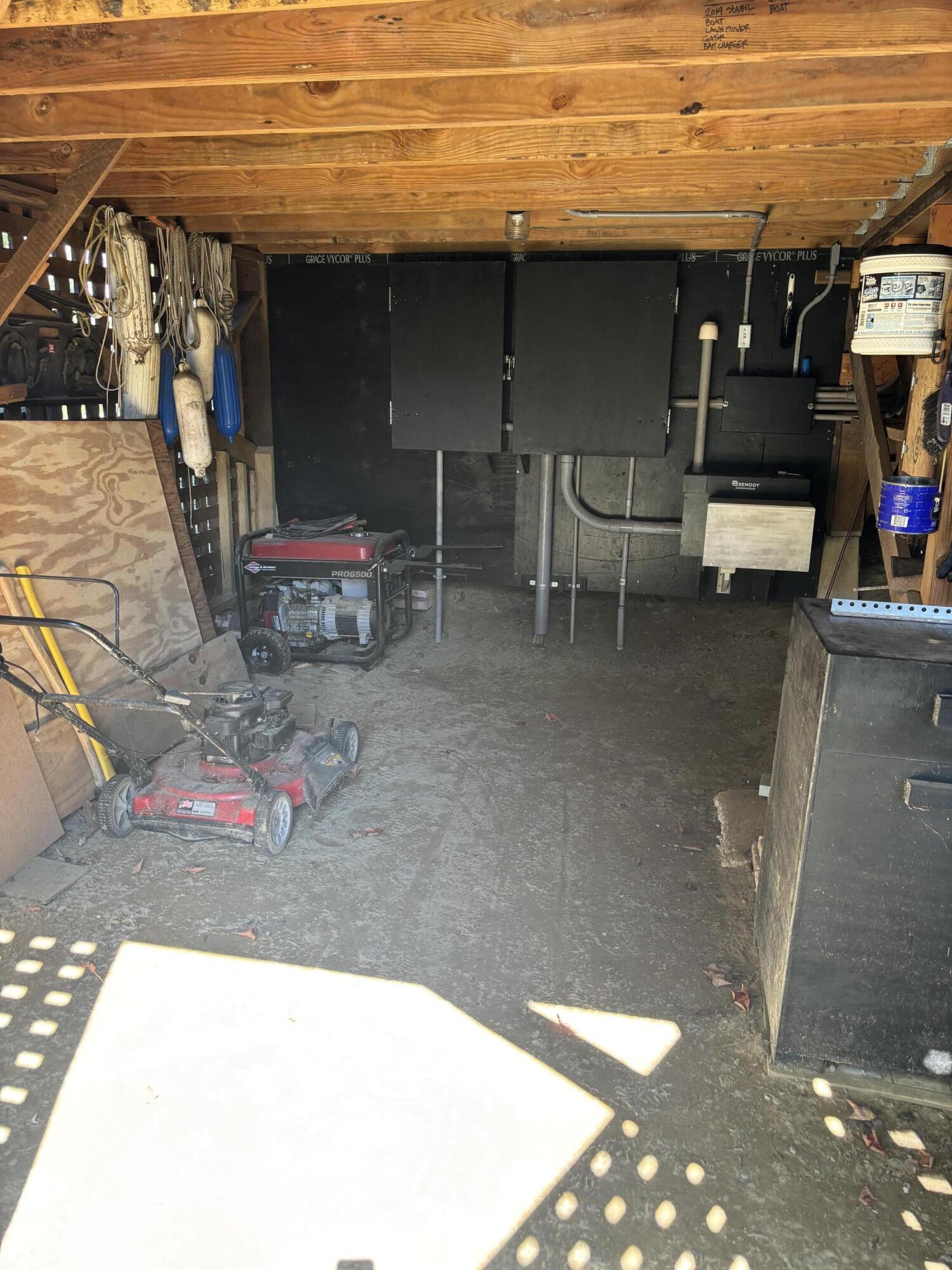 main property photo 54