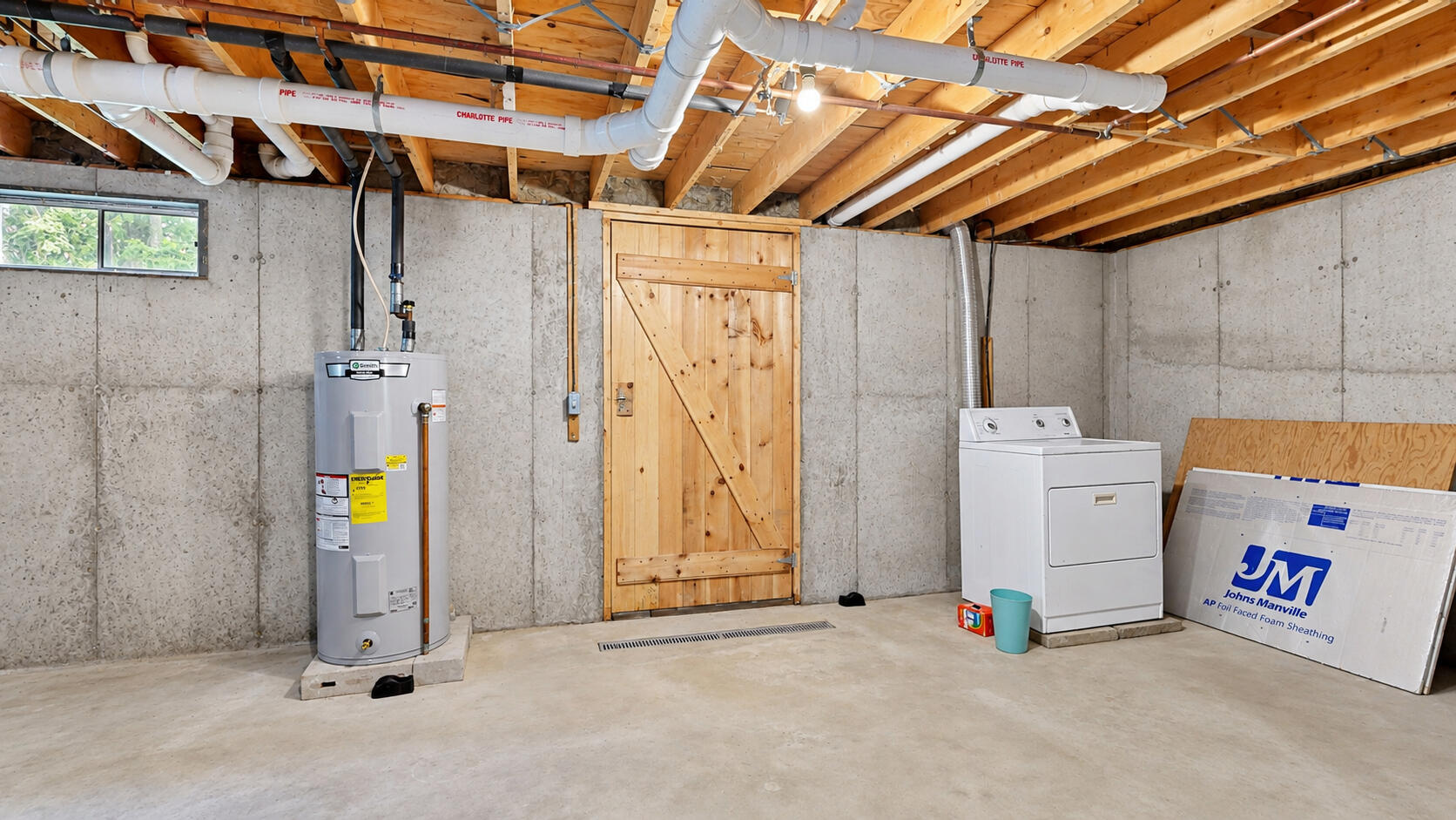 main property photo 59