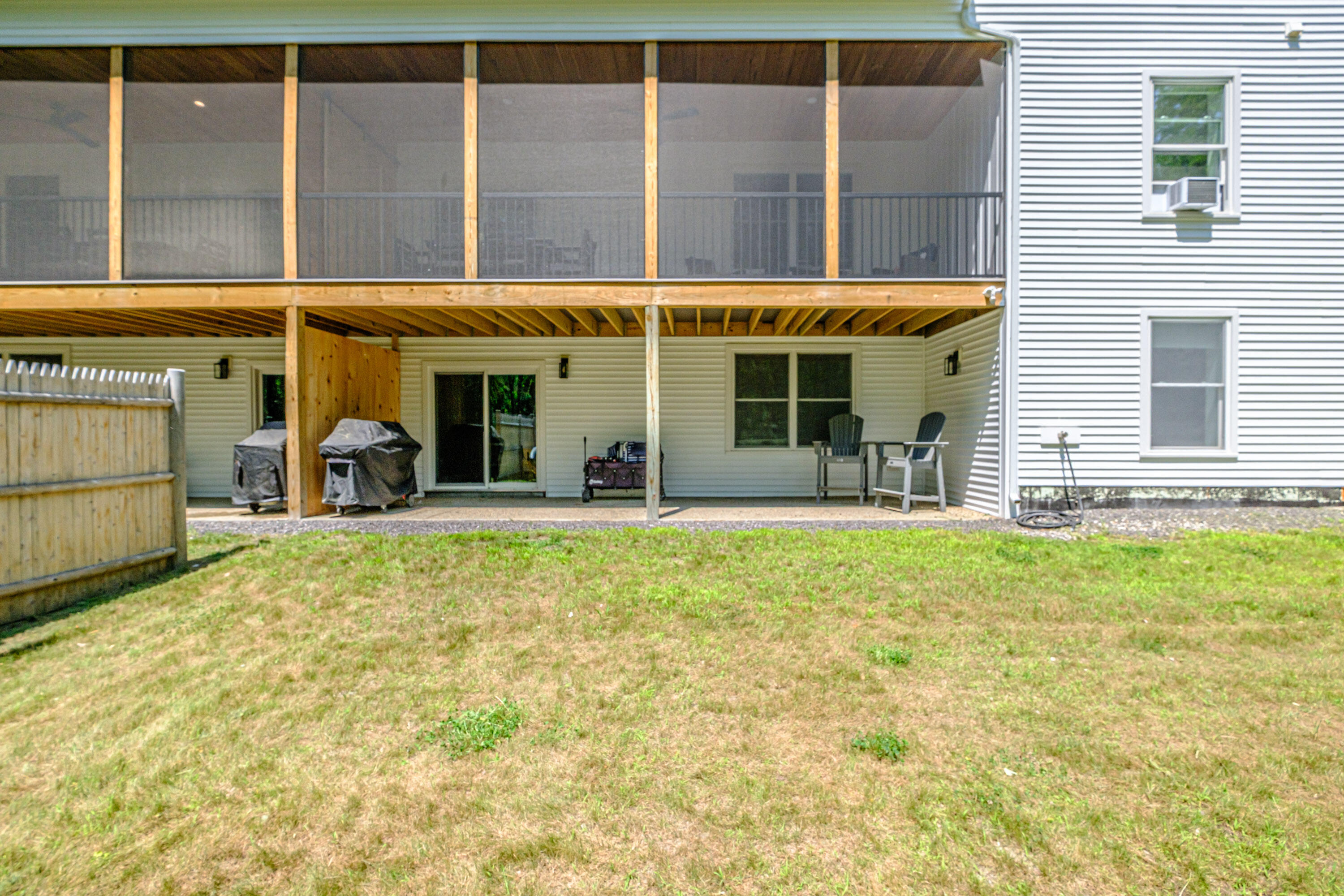 main property photo 81