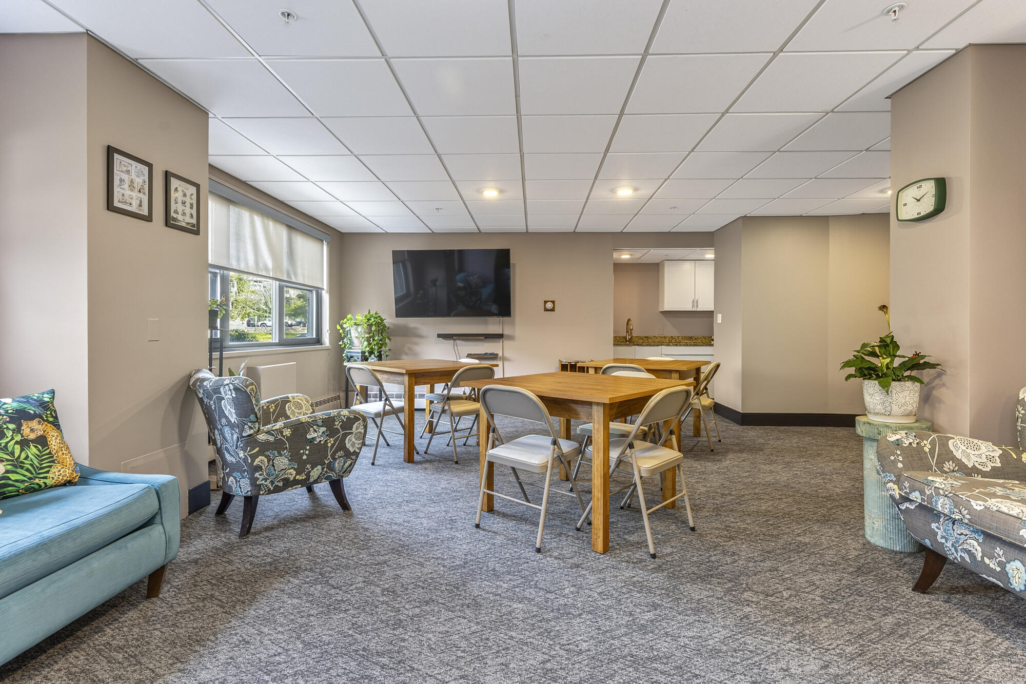 main property photo 43