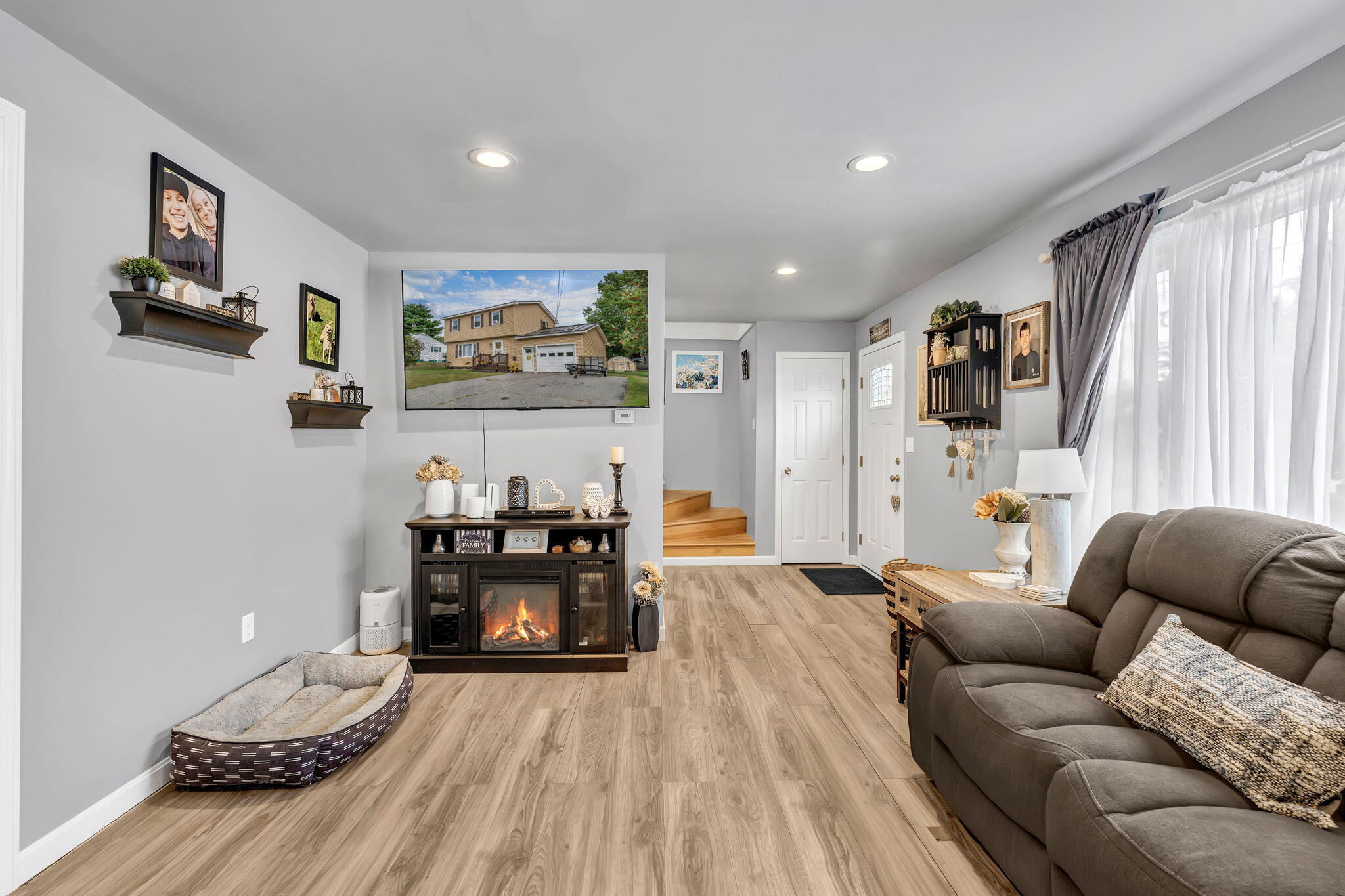 main property photo 21