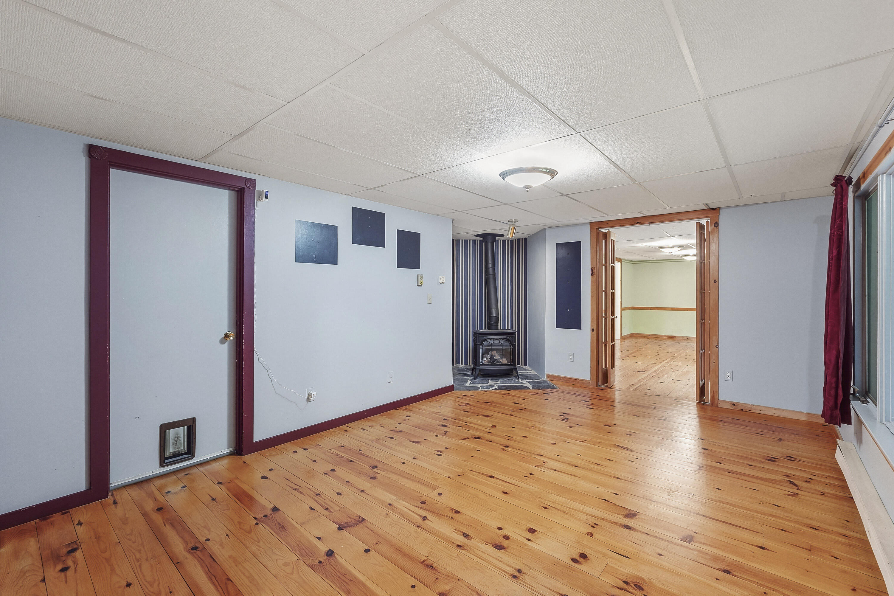 main property photo 27