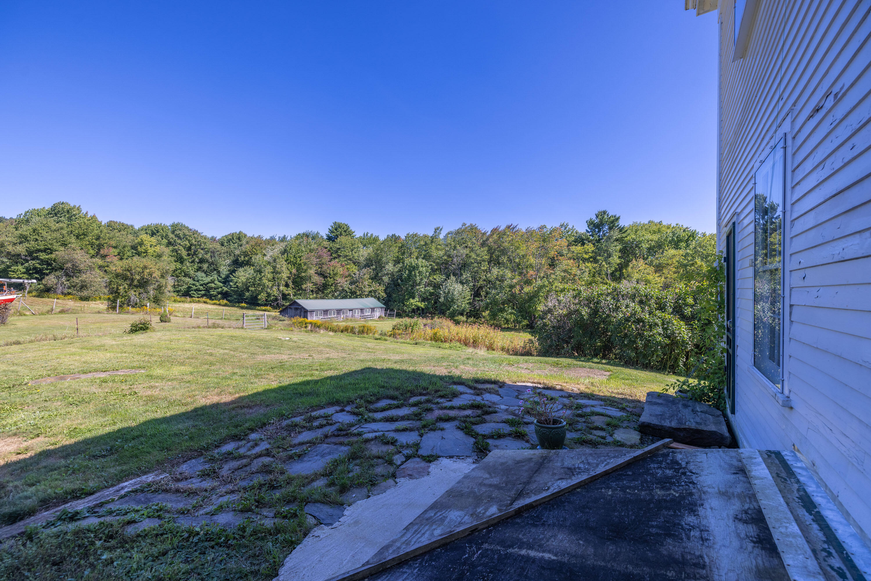 main property photo 80