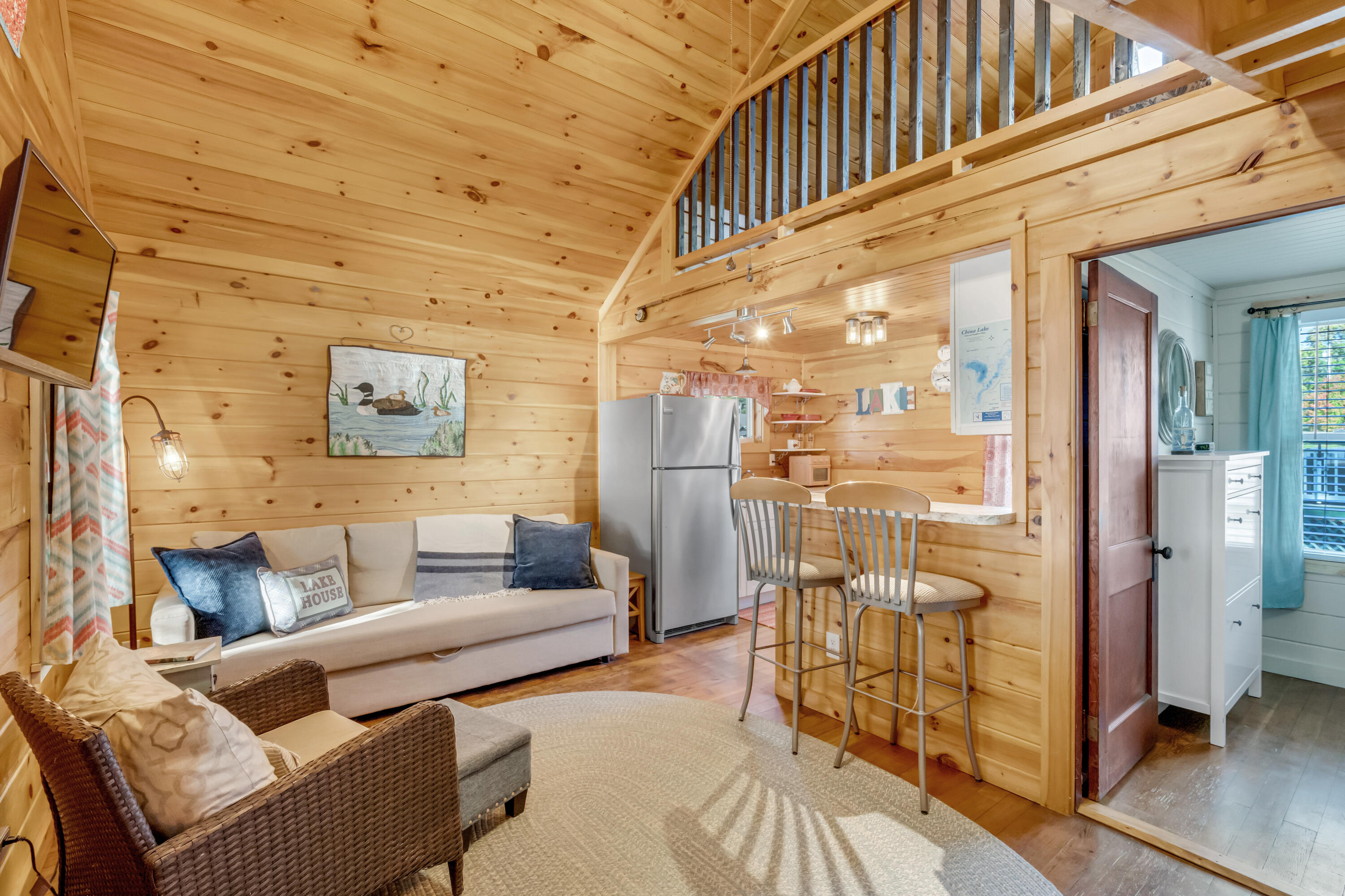 main property photo 9