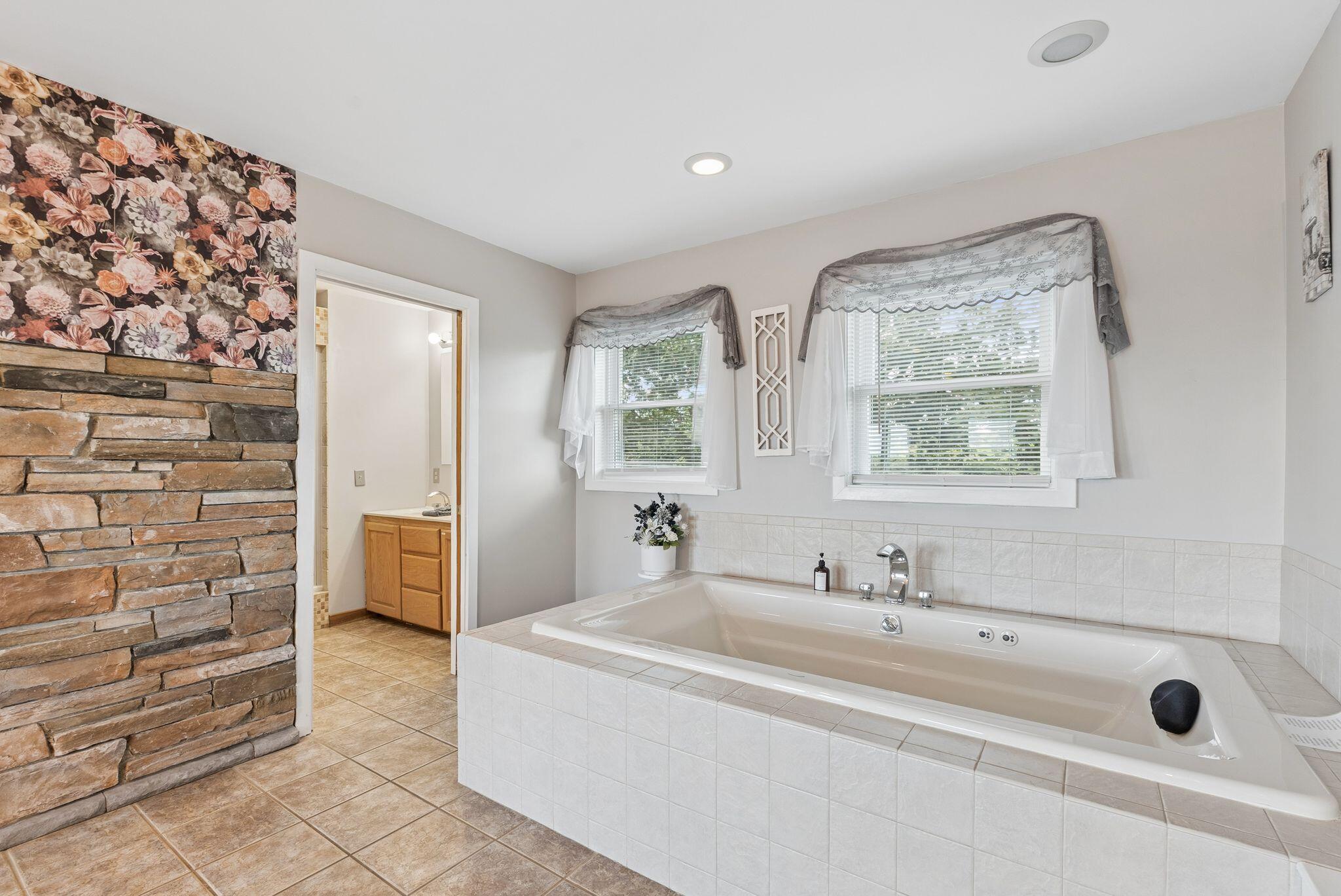 main property photo 76