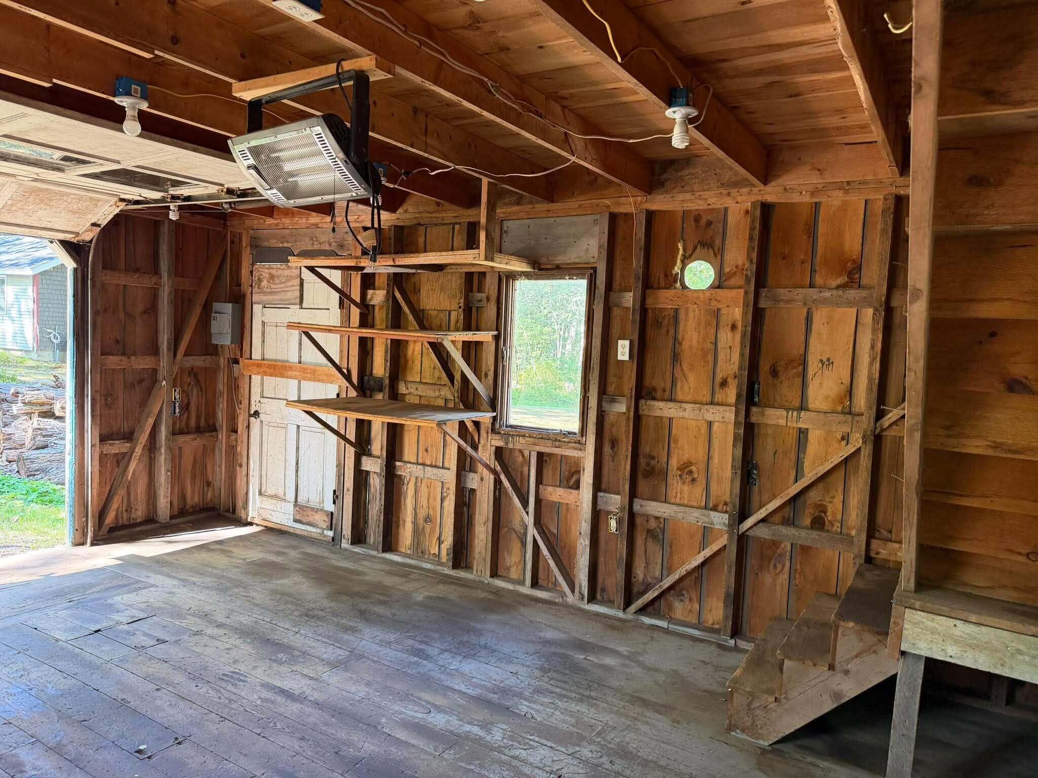 main property photo 48