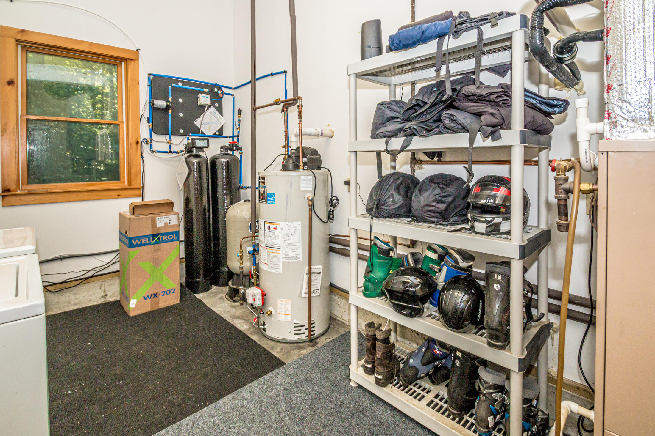 main property photo 32