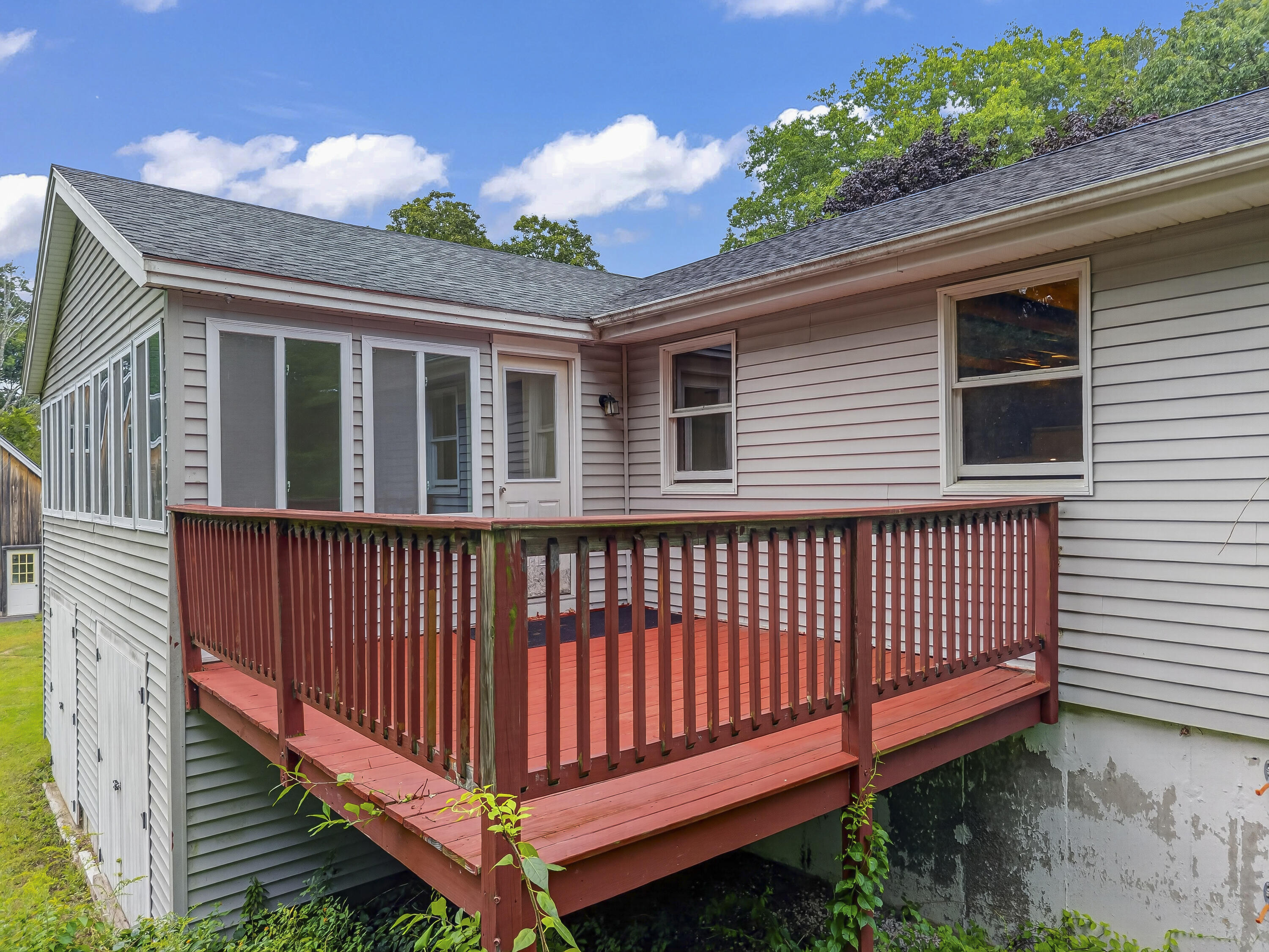 main property photo 60