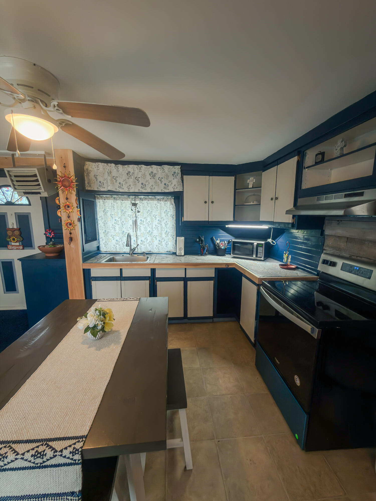 main property photo 54