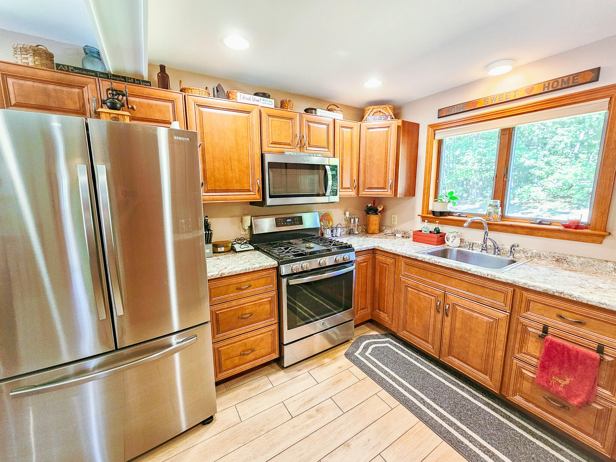 main property photo 54