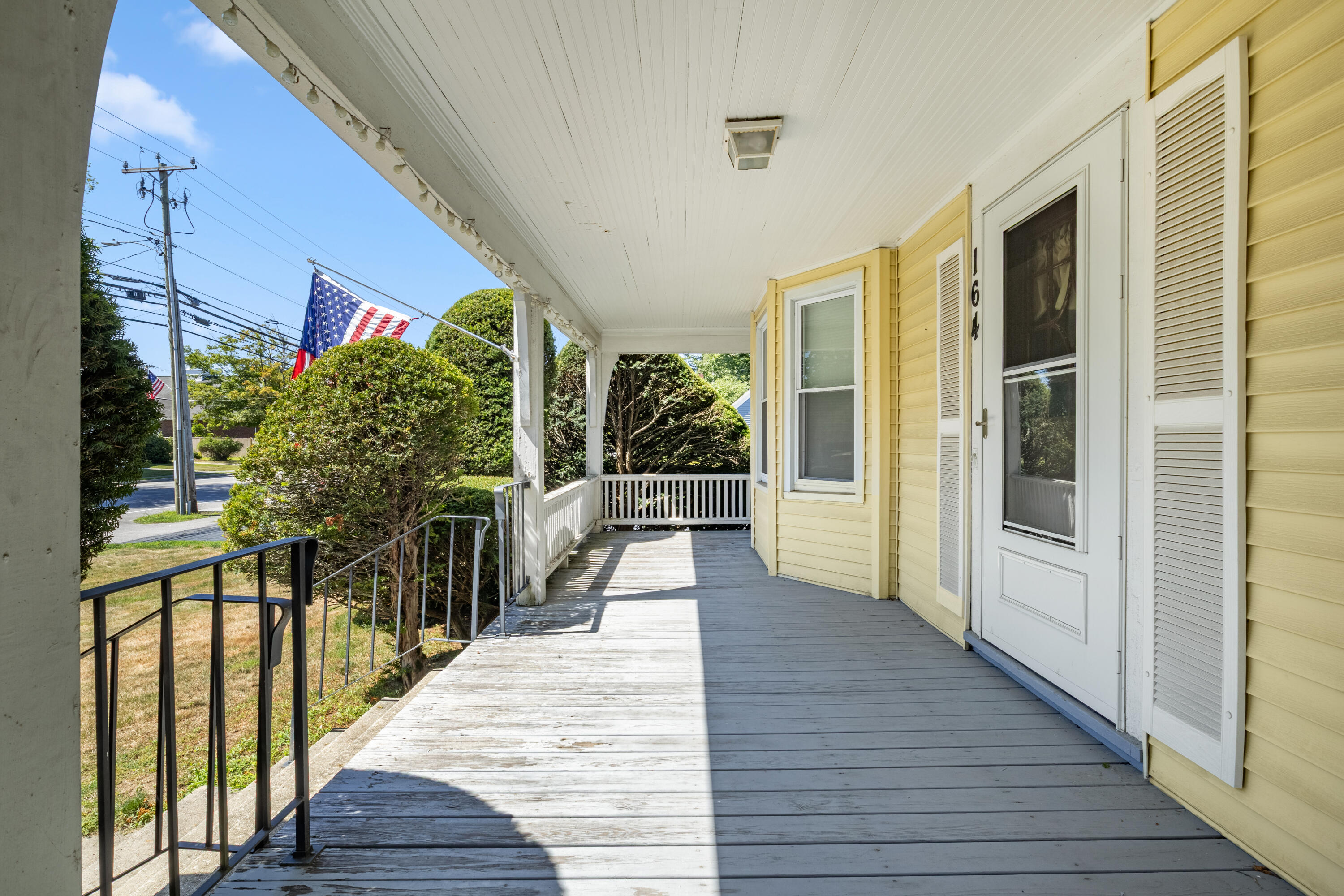 main property photo 10
