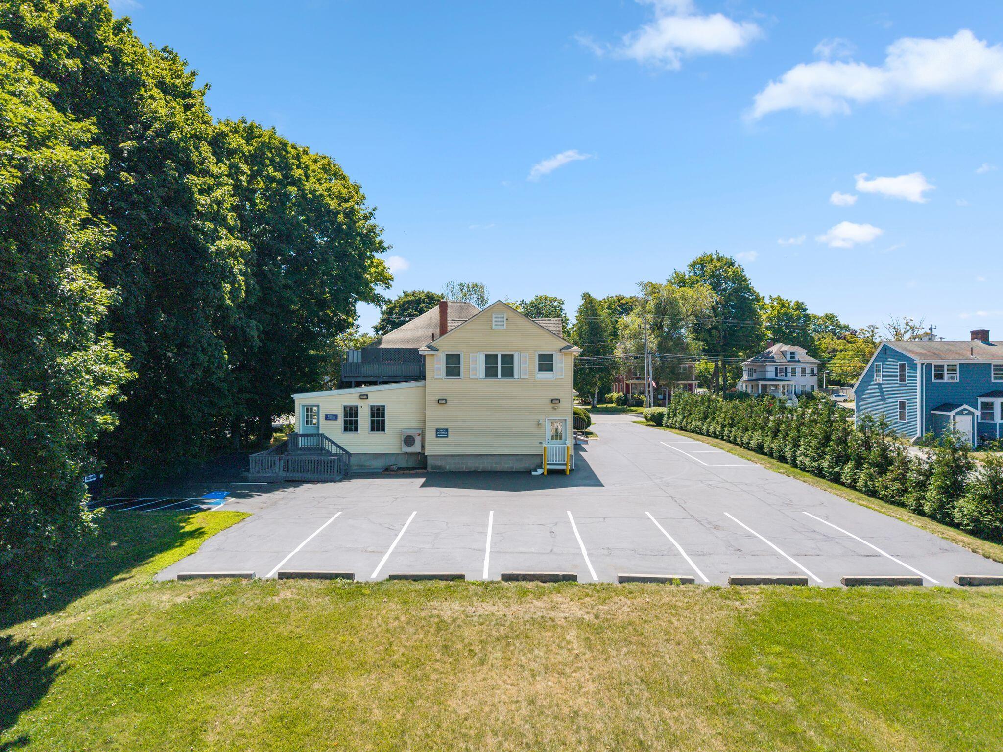 main property photo 7