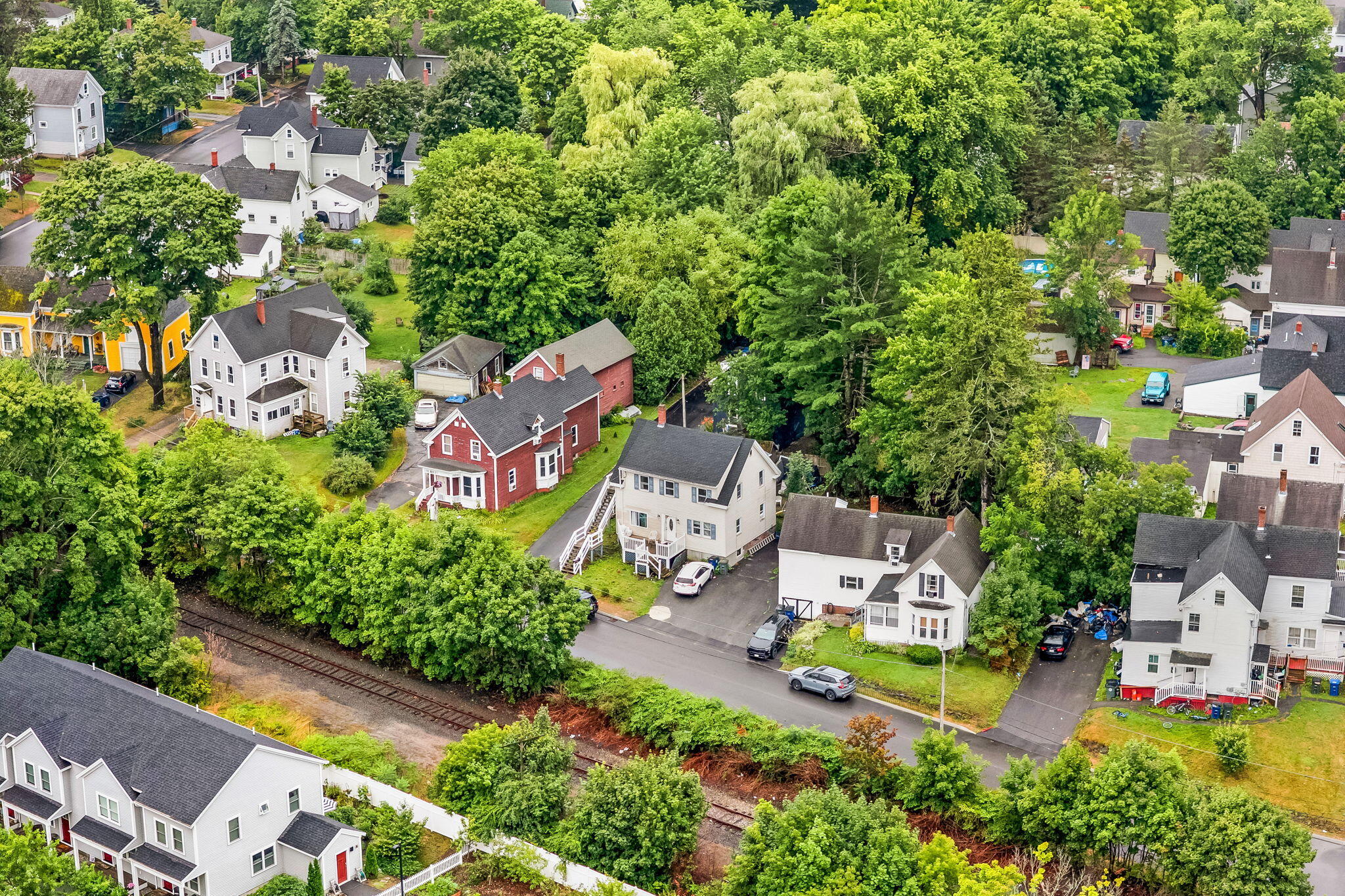 main property photo 40