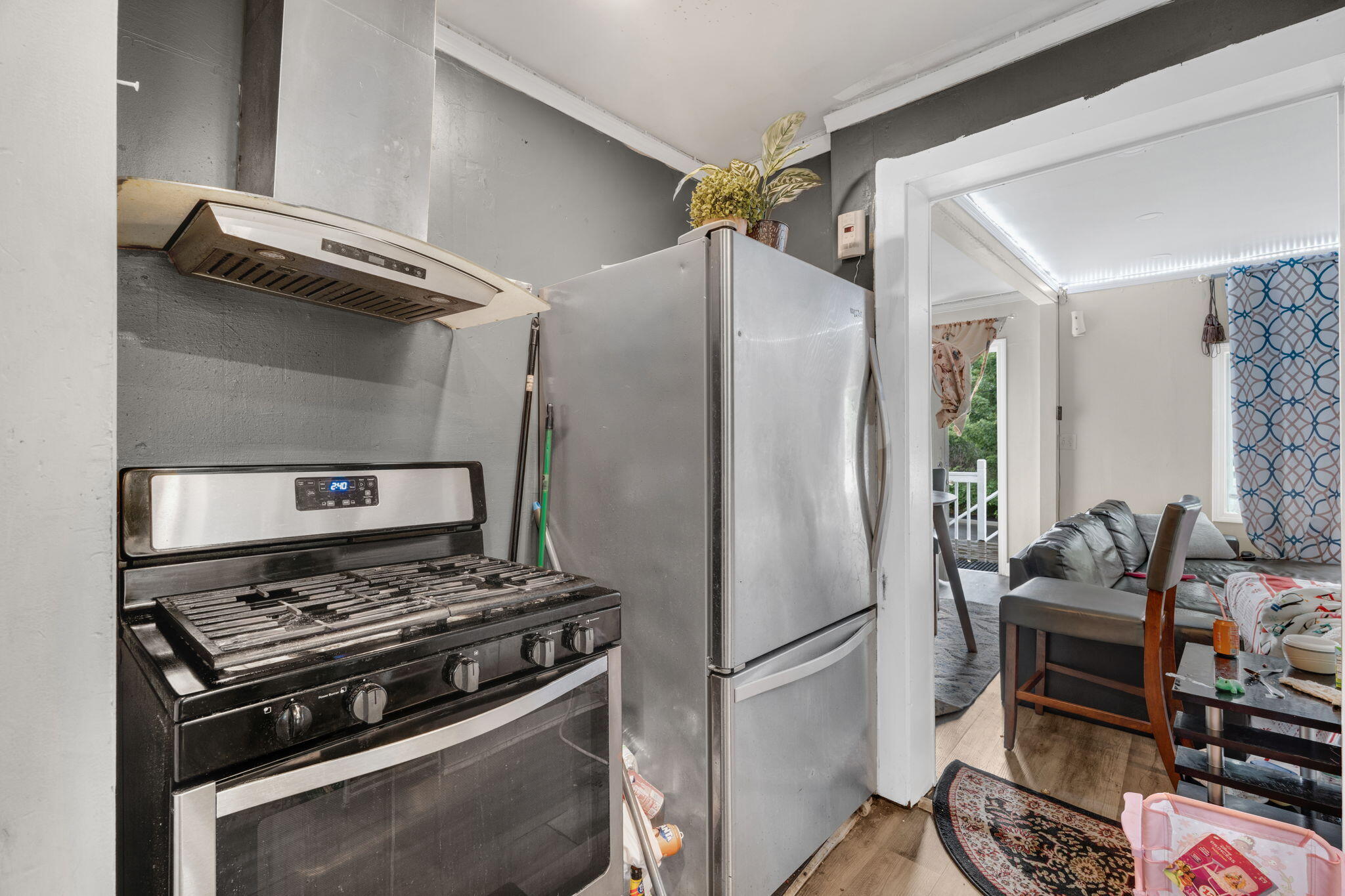 main property photo 5
