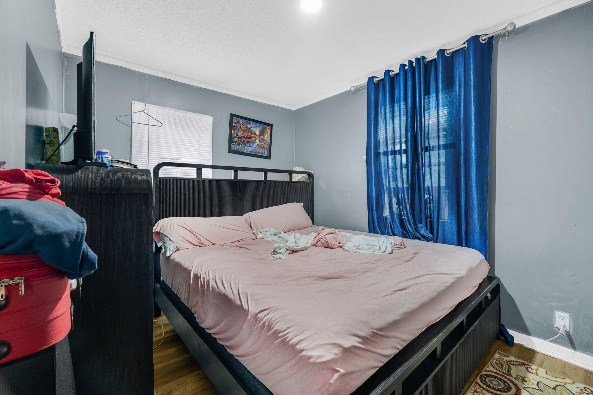 main property photo 8