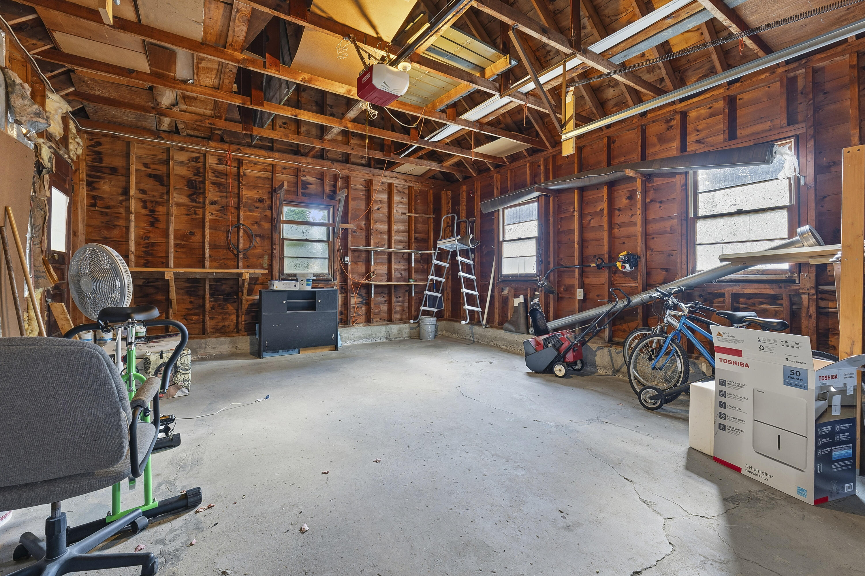 main property photo 60