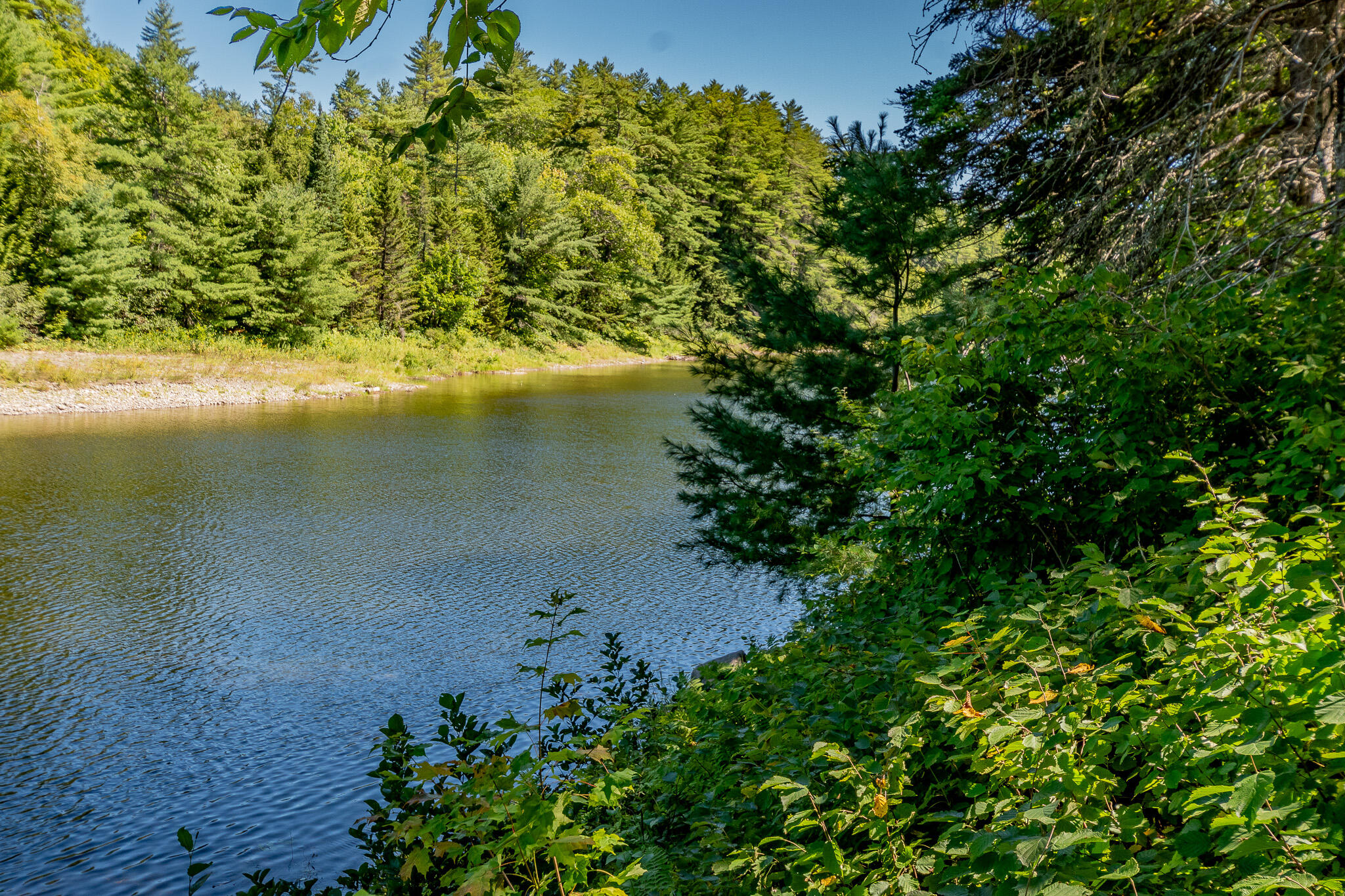 main property photo 40