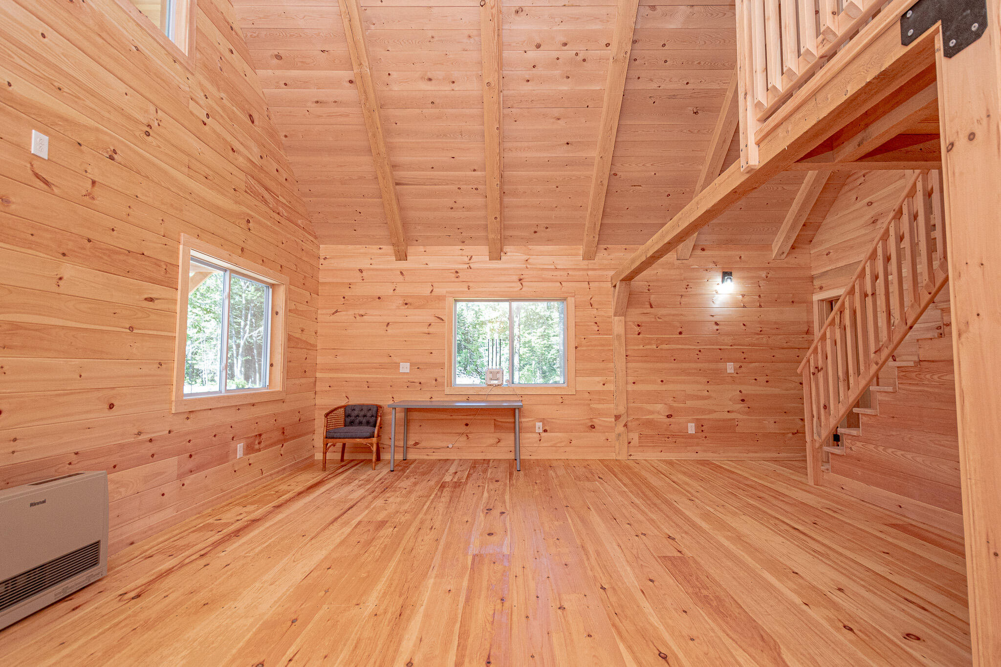 main property photo 20