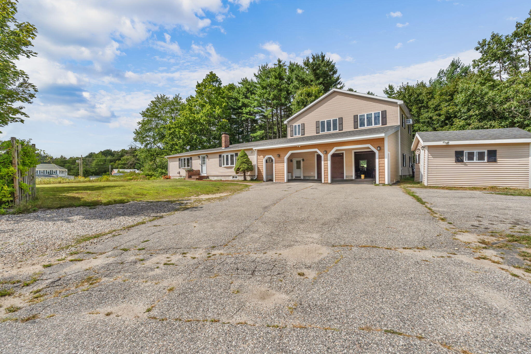 main property photo 12