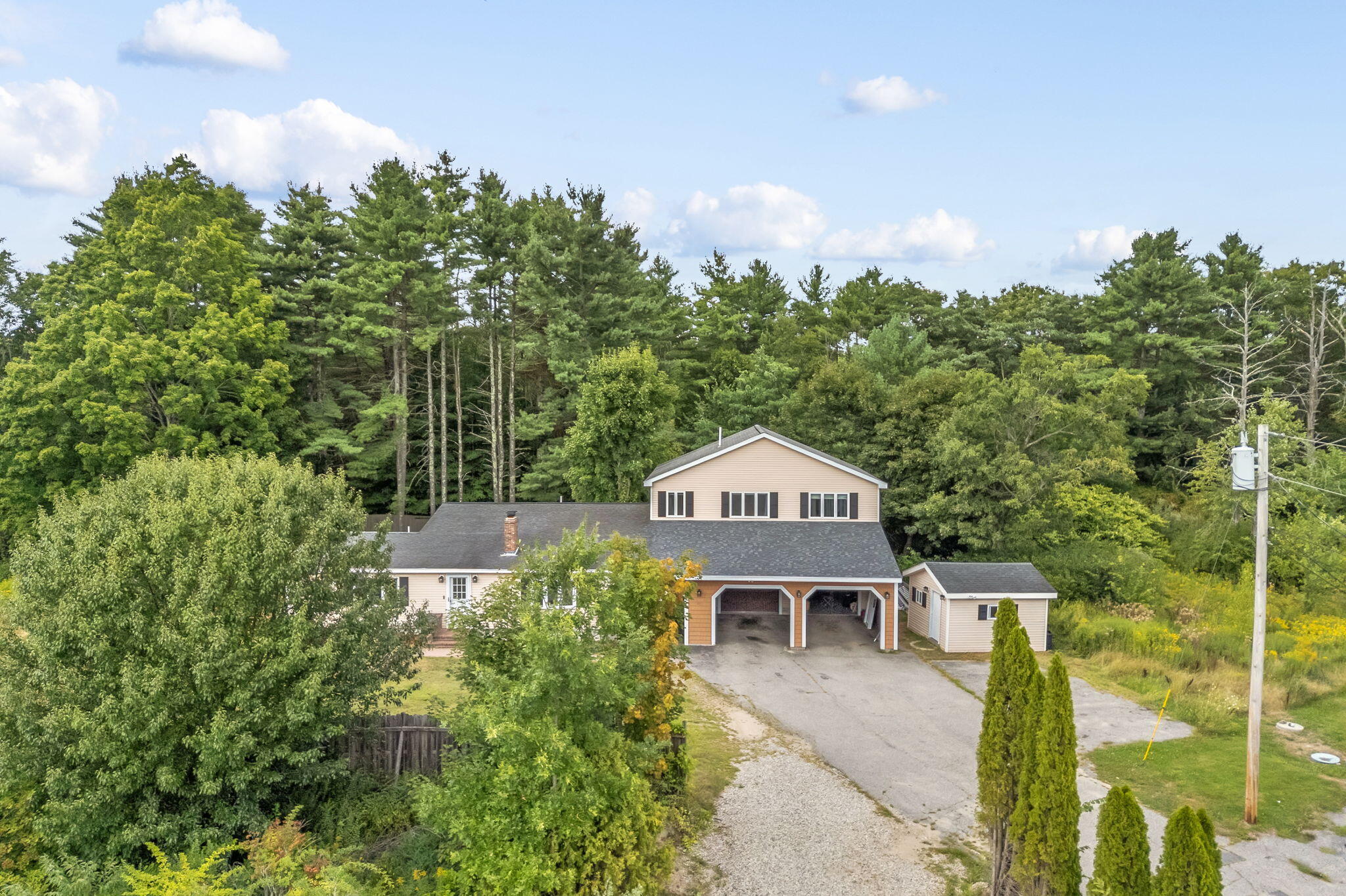 main property photo 14