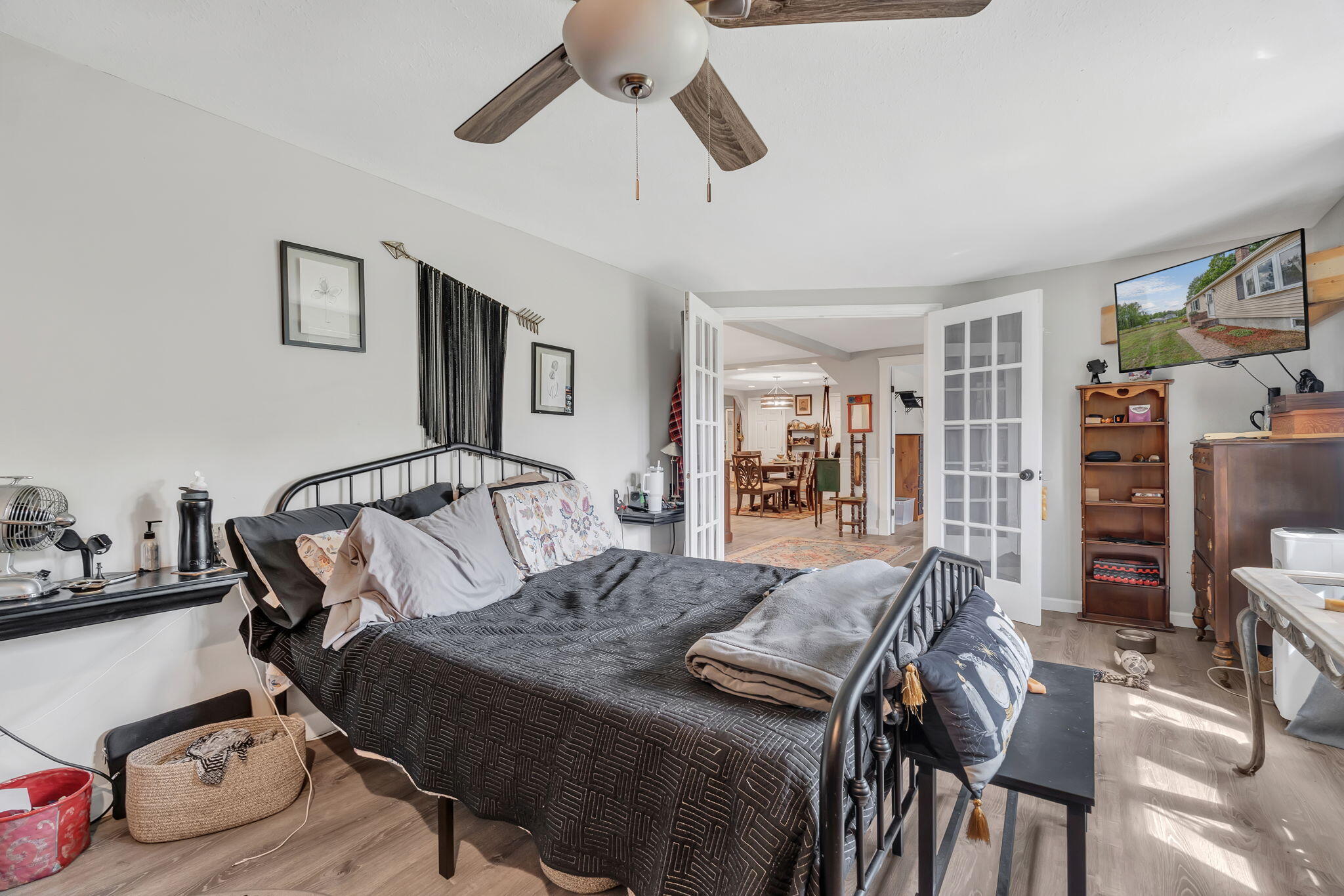 main property photo 42