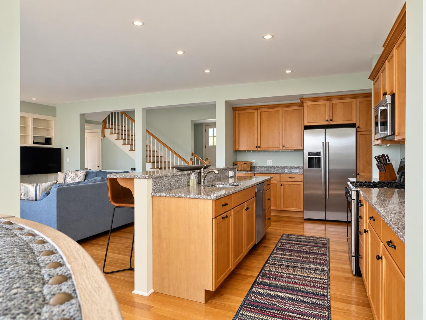 main property photo 9