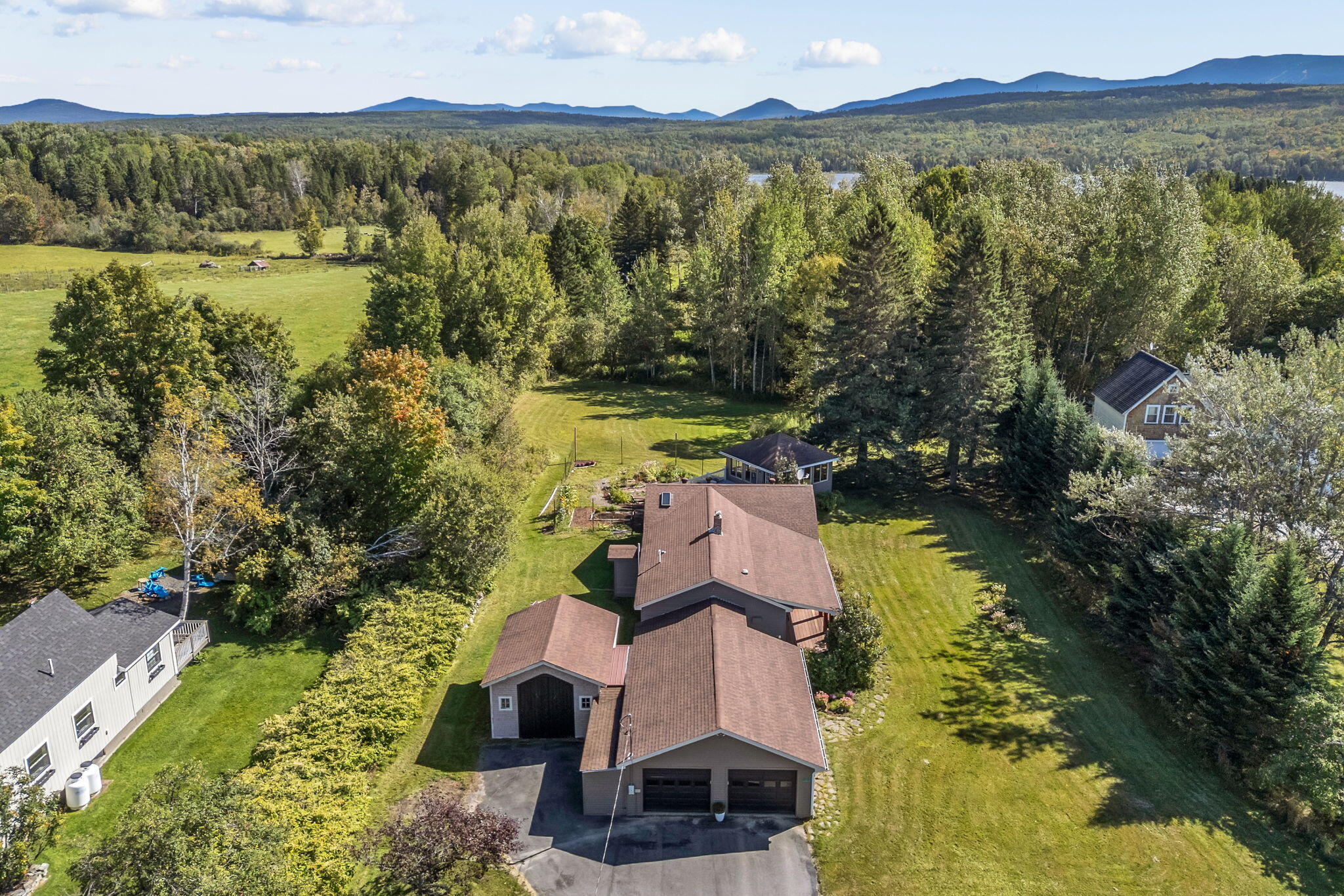 main property photo 65