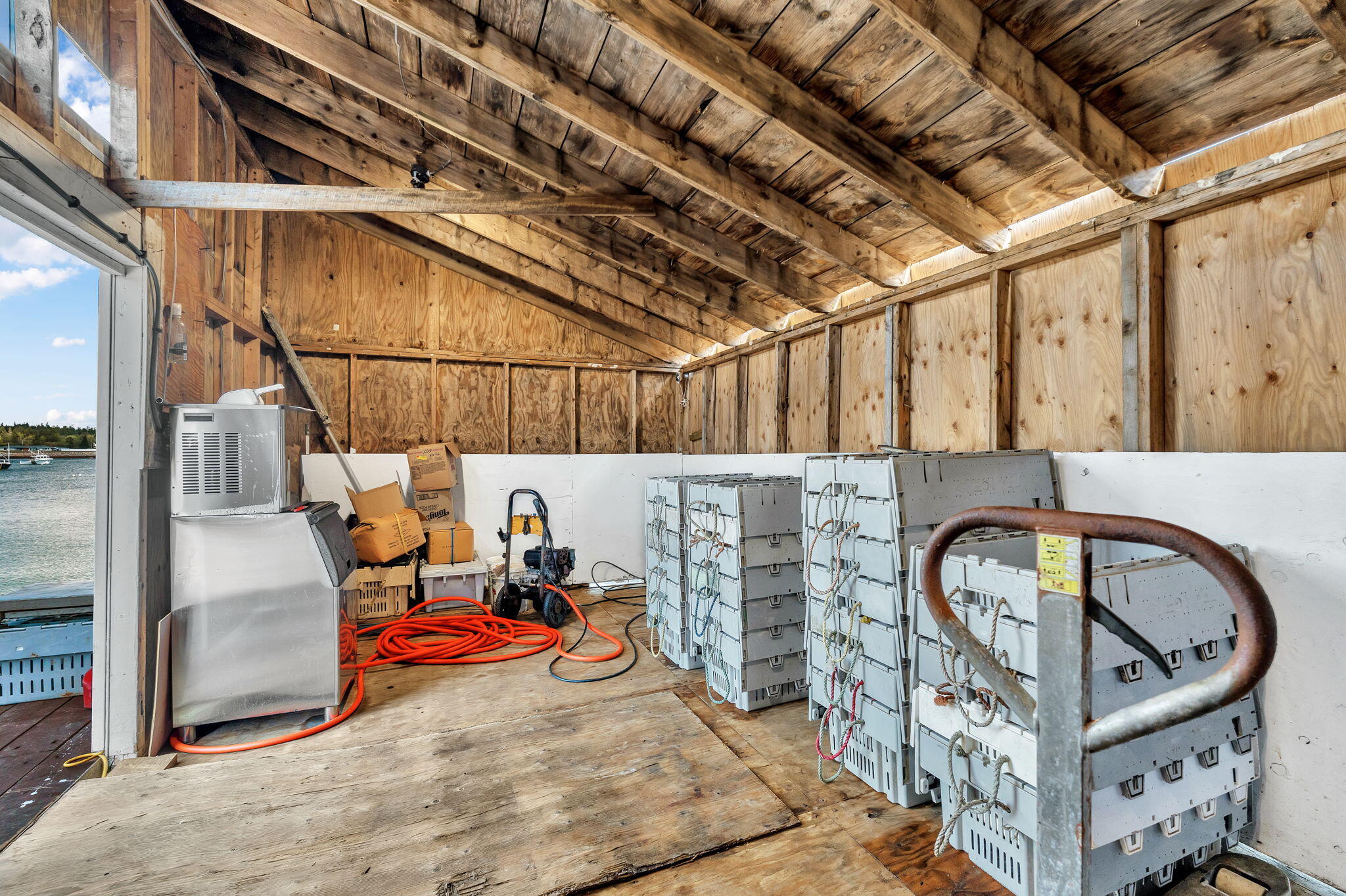 main property photo 58