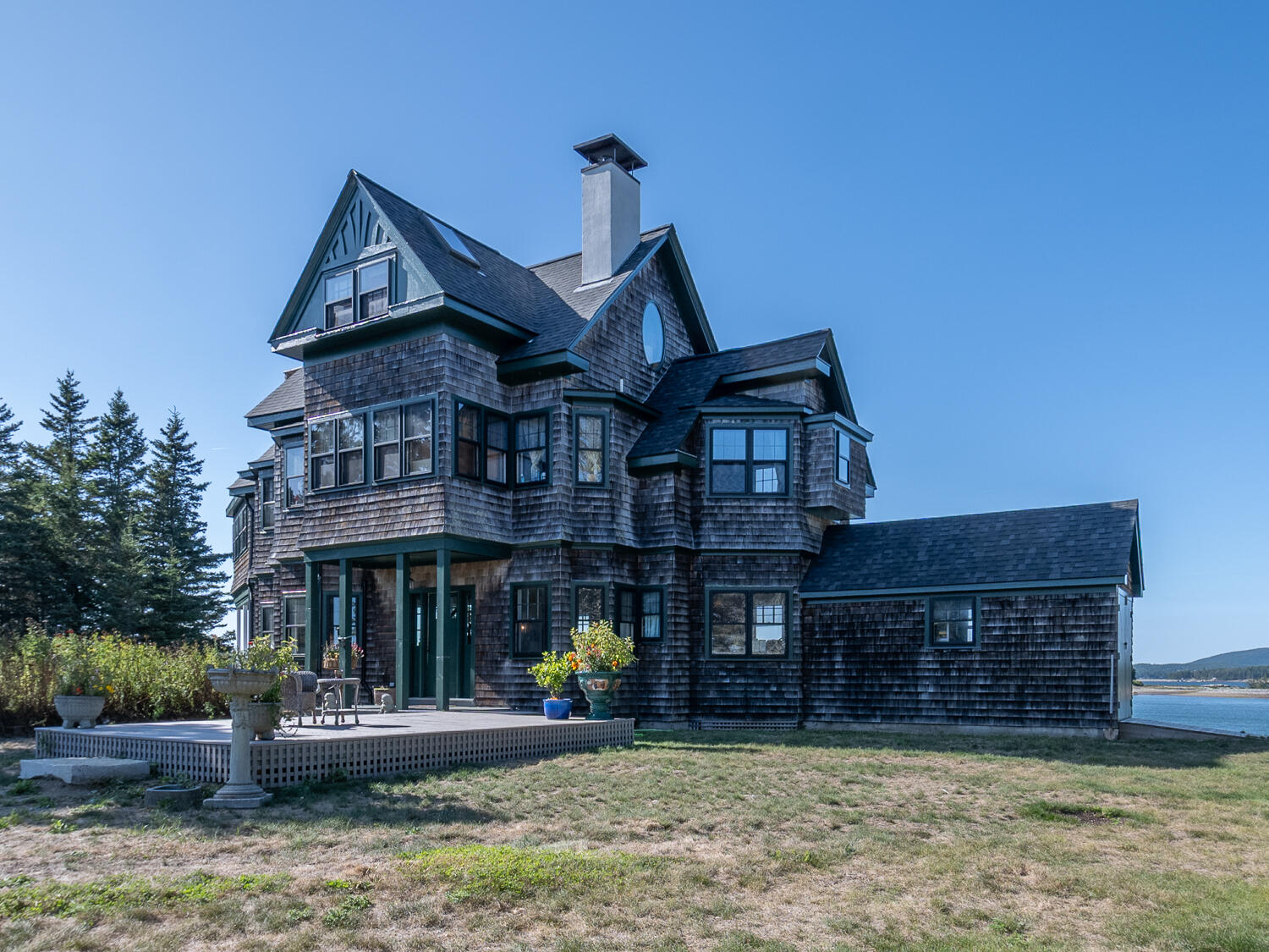 main property photo 20
