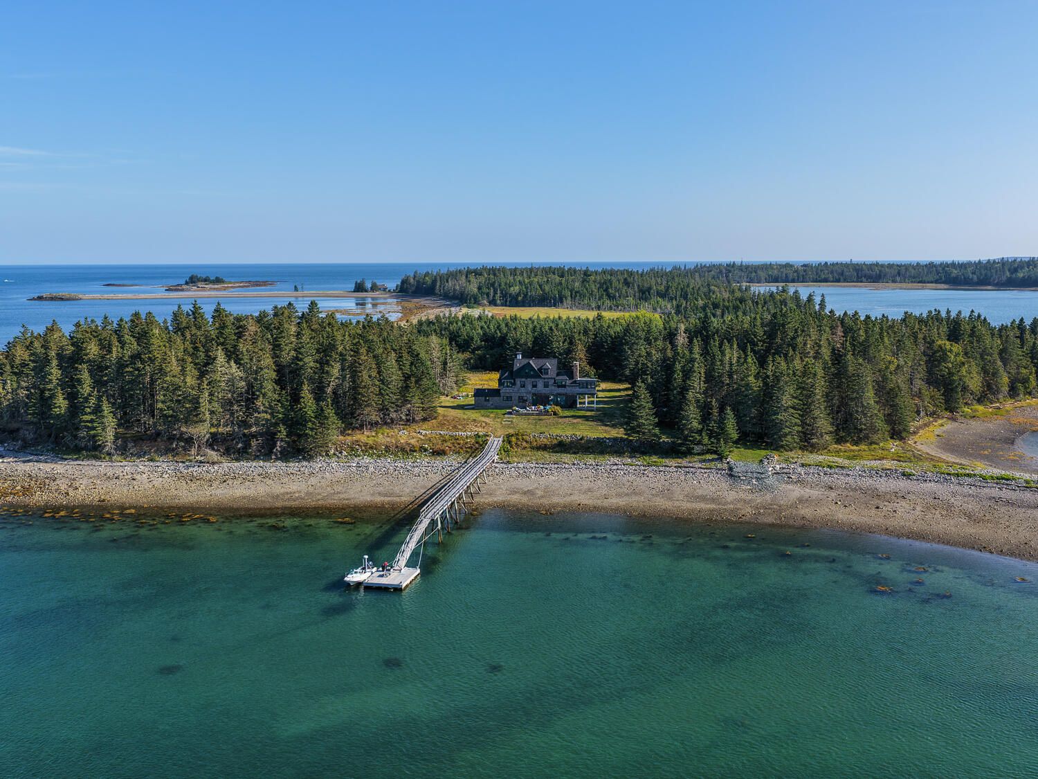 main property photo 26